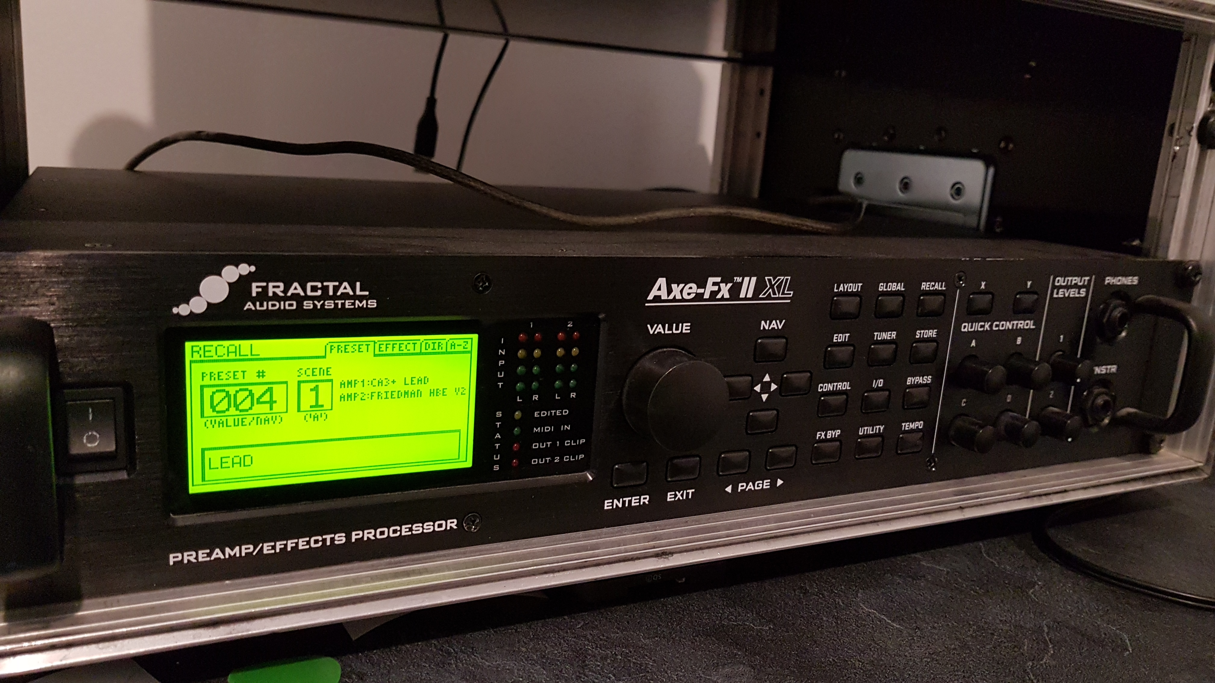 Axe-Fx II XL - Fractal Audio Systems Axe-Fx II XL - Audiofanzine