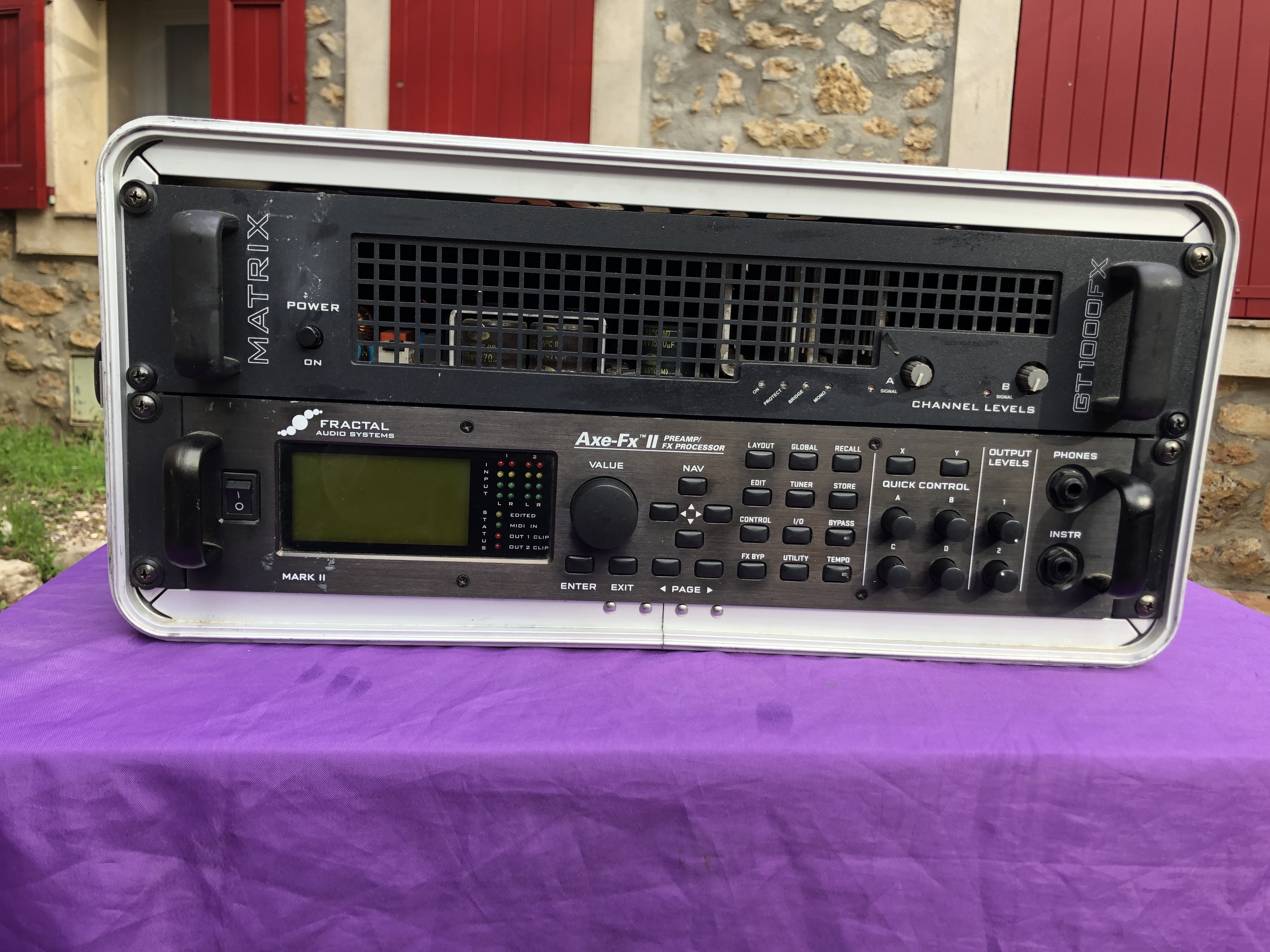 MFC101 Fractal Audio Systems MFC101 Audiofanzine
