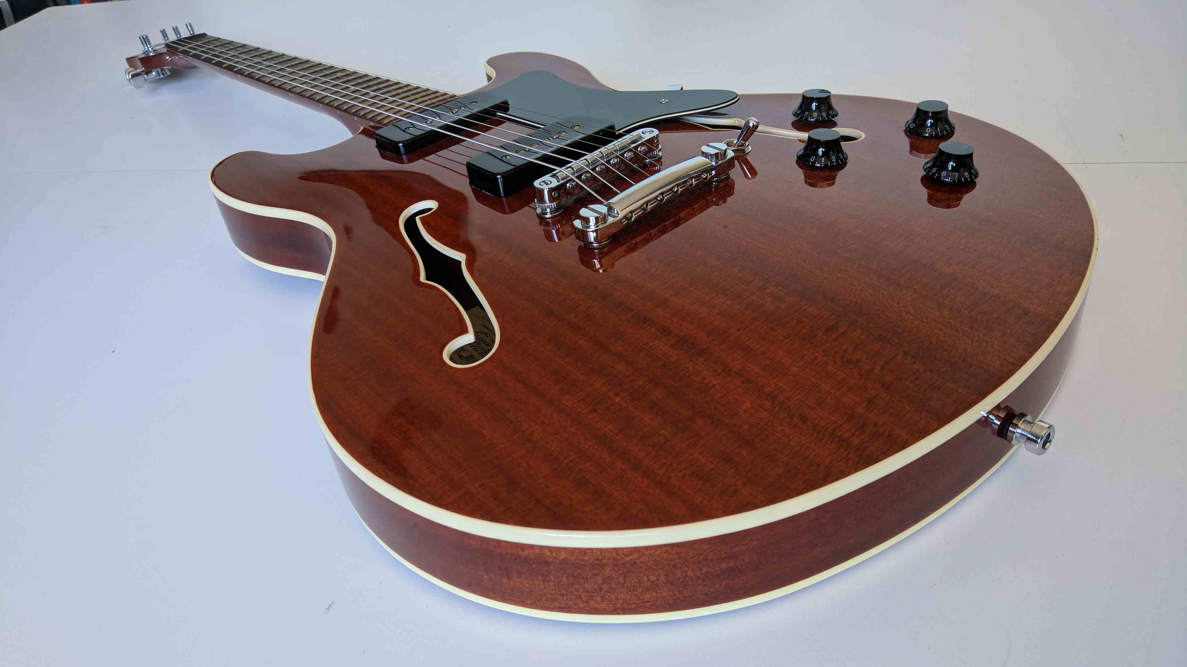 Photo Framus Mayfield Pro 18 (2106341) Audiofanzine