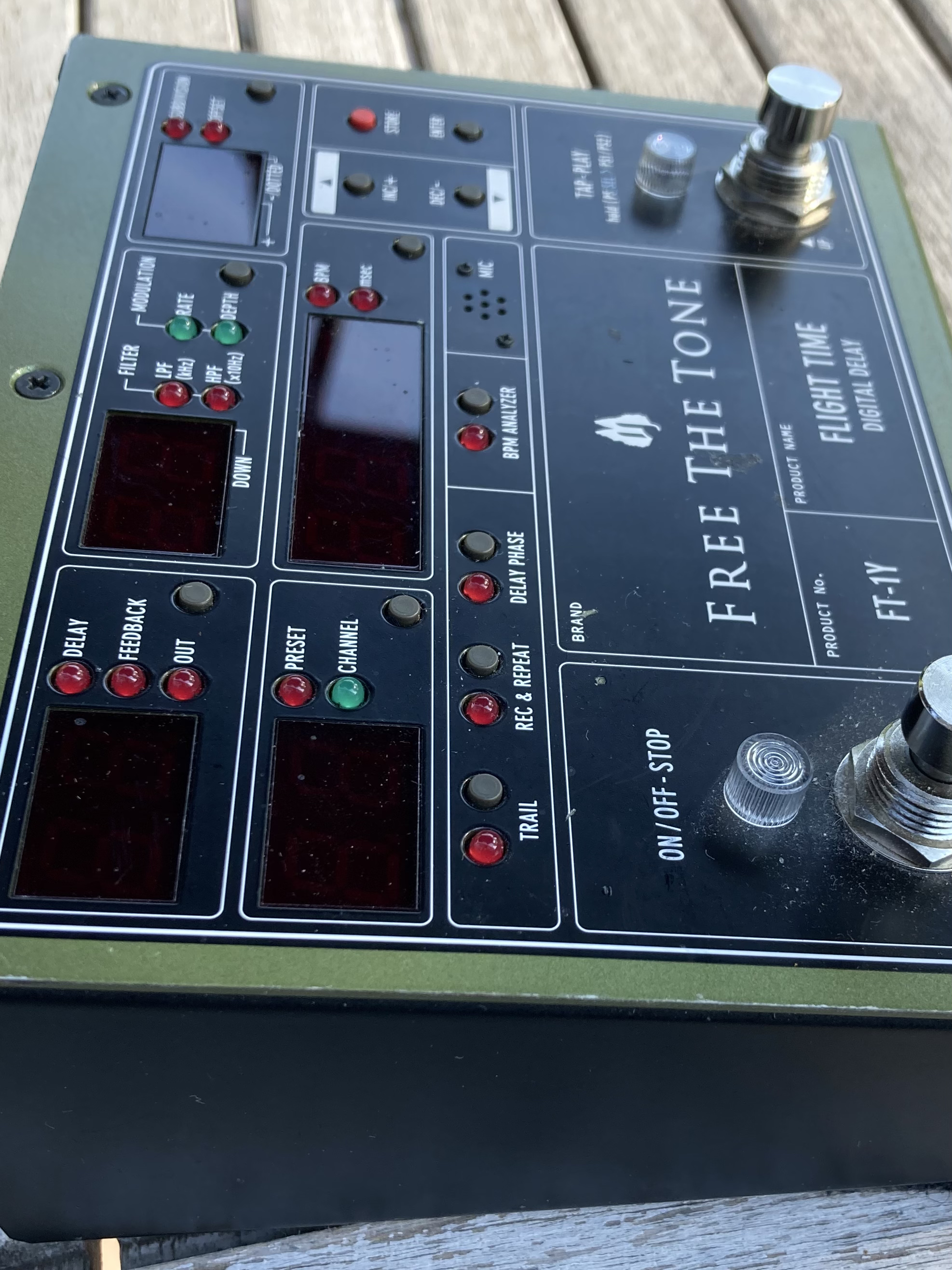 Flight Time Digital Delay FT1Y Free The Tone Audiofanzine