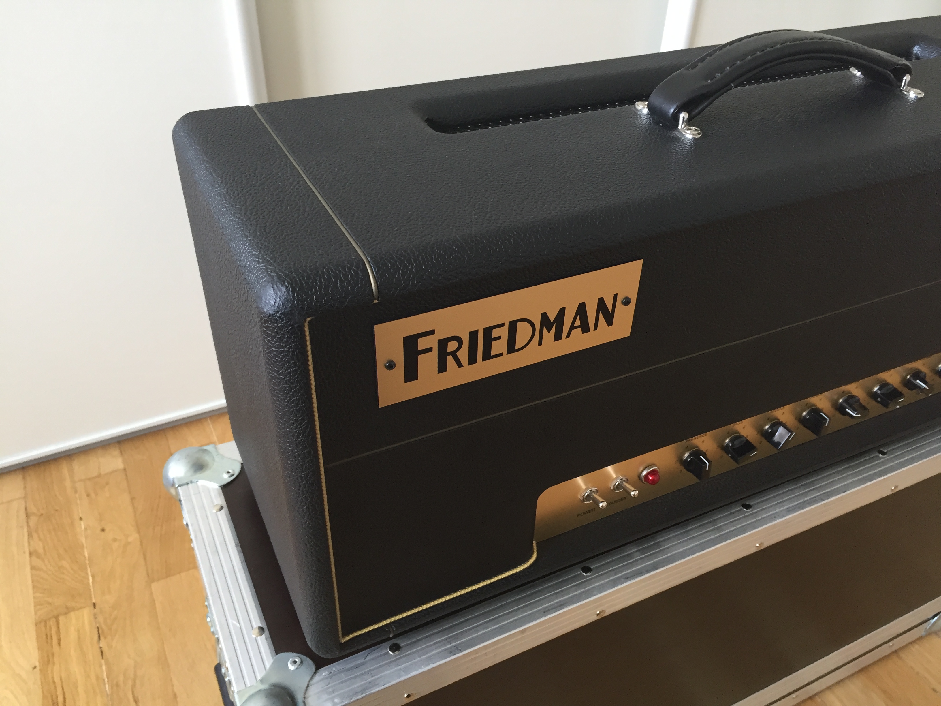 BE100 Friedman Amplification BE100 Audiofanzine