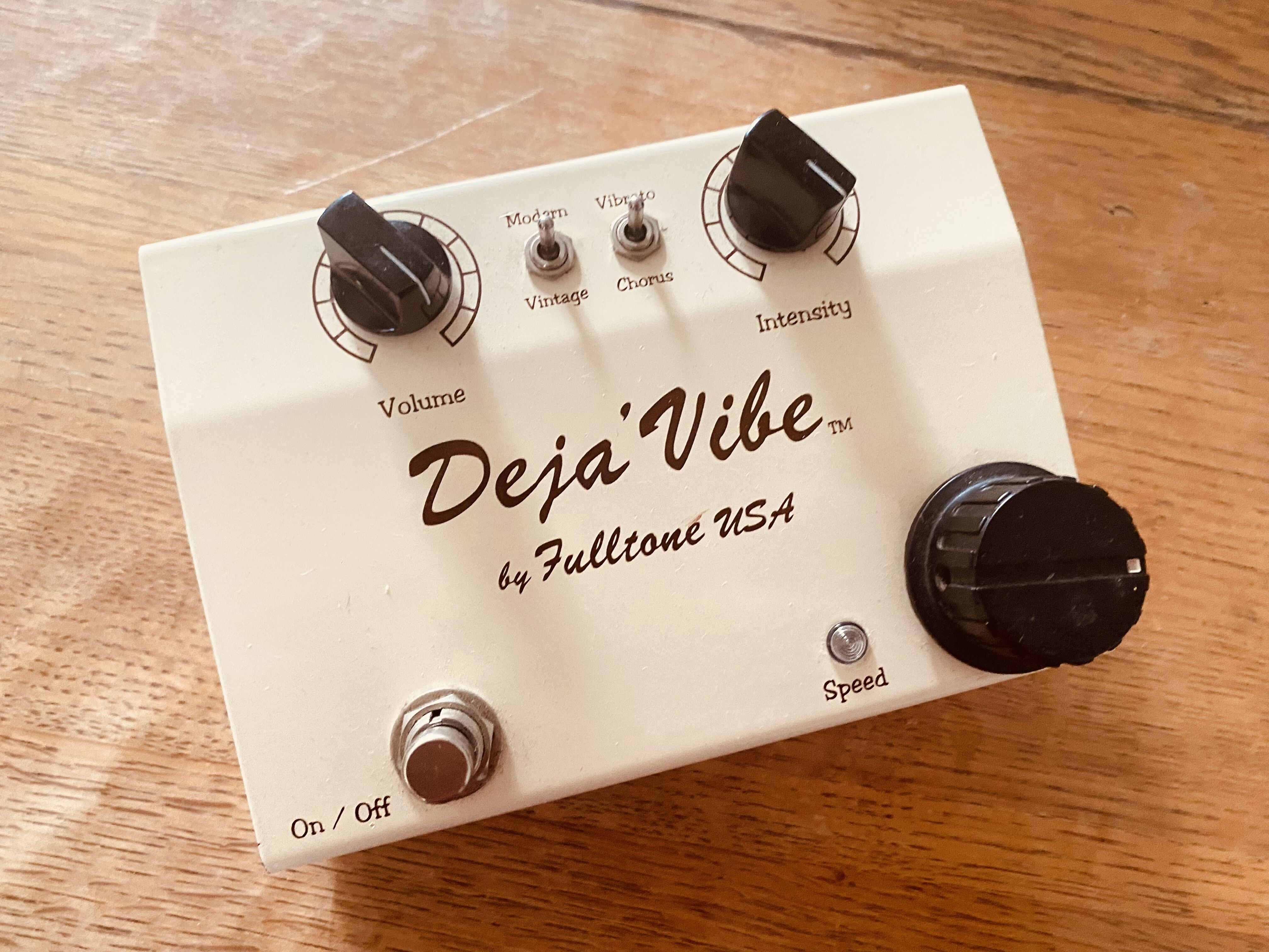 Mini DejáVibe MDV-1 - Fulltone Mini DejáVibe MDV-1 Mini DejáVibe MDV-1 - Fulltone Mini DejáVibe MDV-1