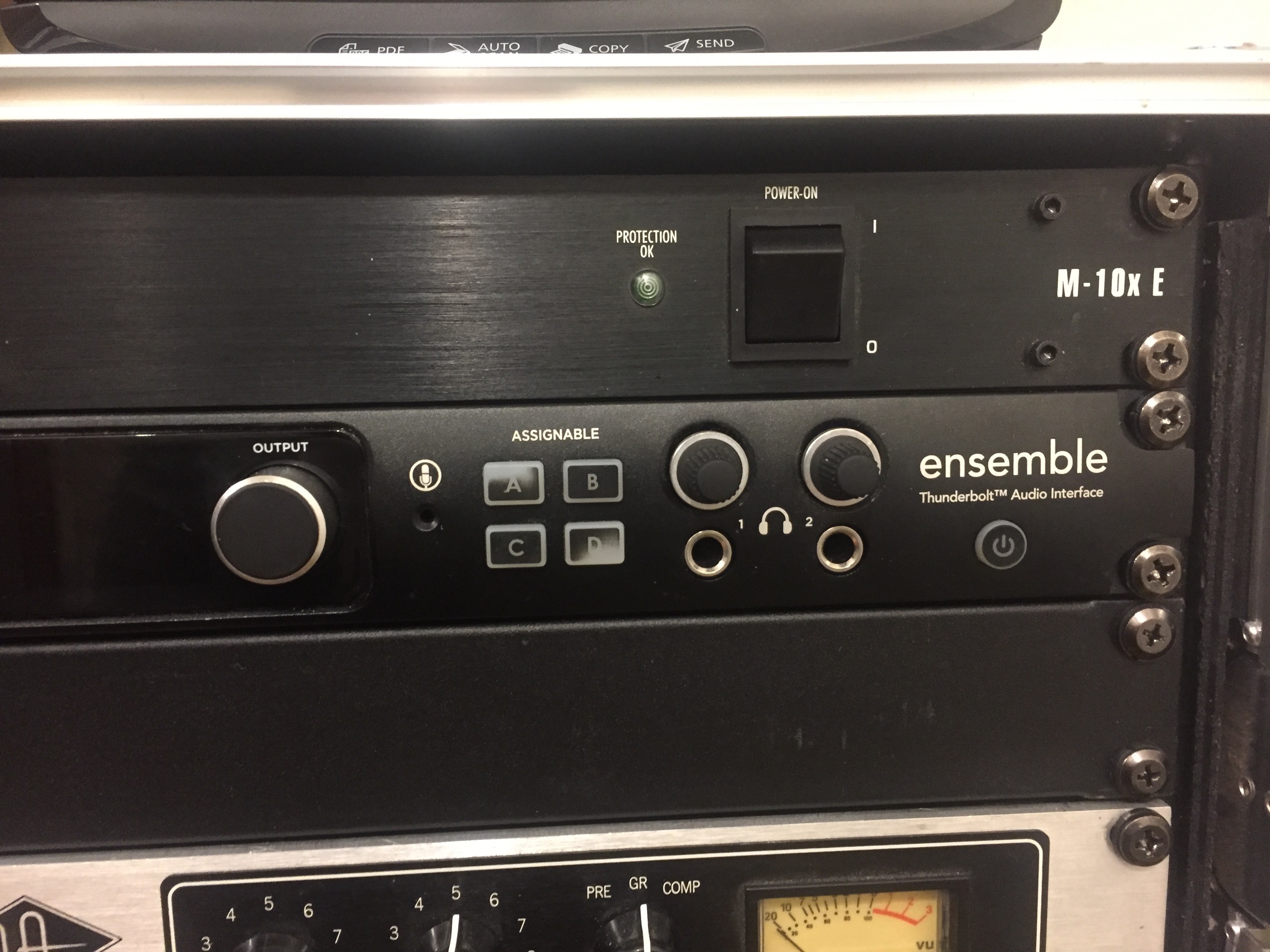 M10X E Furman M10x E Audiofanzine