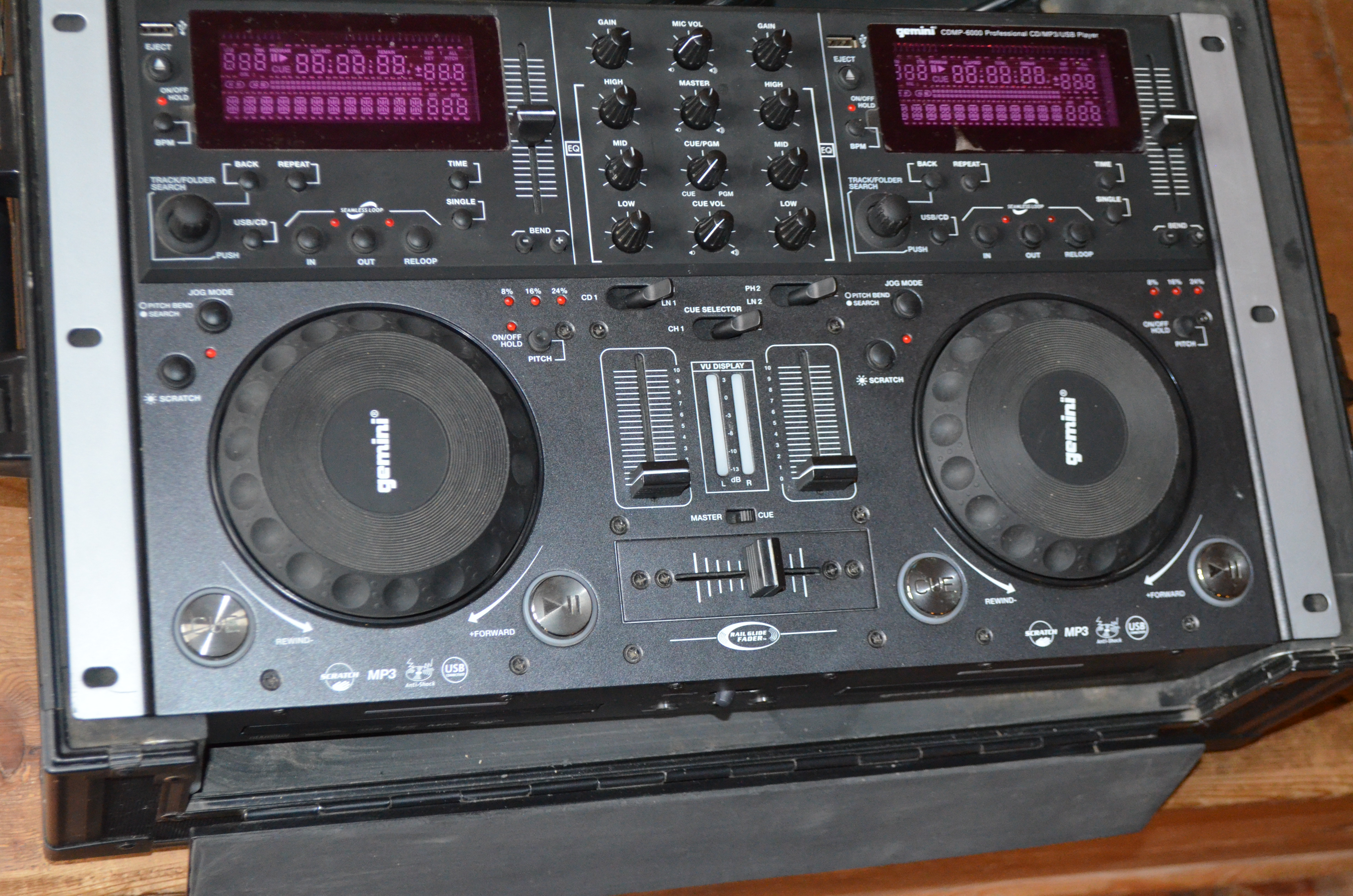 Gemini DJ CDMP 6000 image (#501016) - Audiofanzine