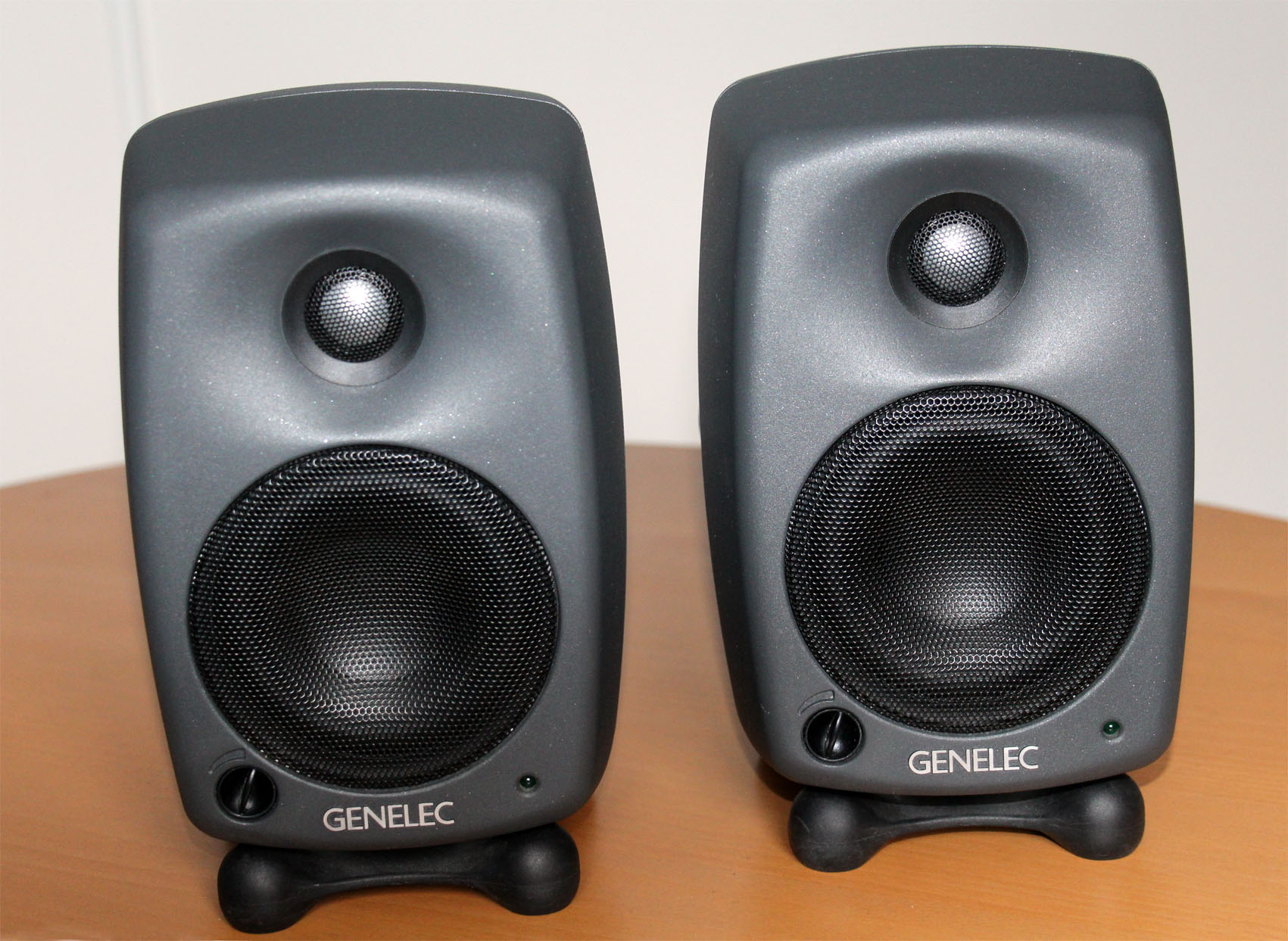 Genelec 8020A image (#1716638) - Audiofanzine