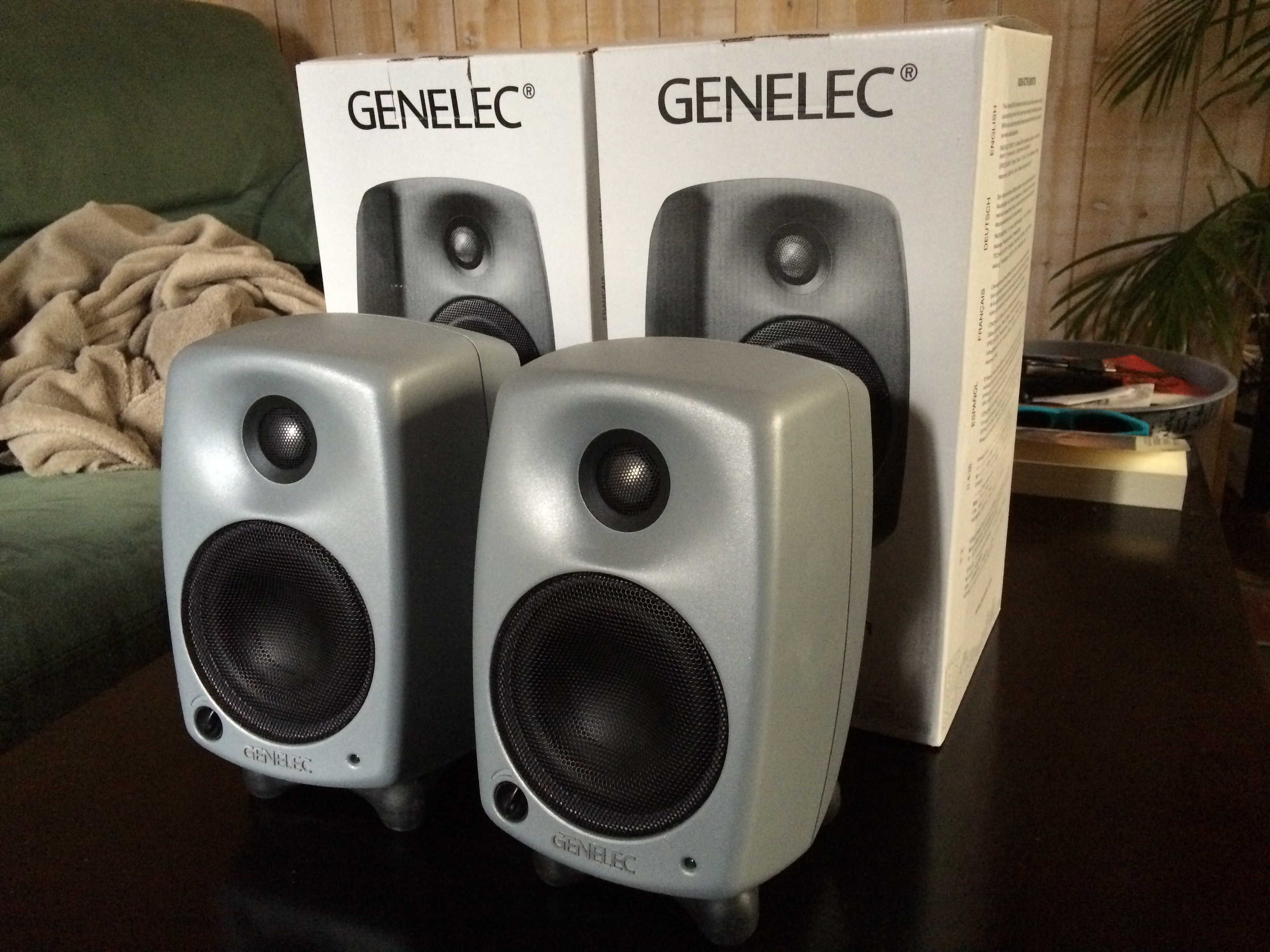 Genelec 8020B image (#756246) - Audiofanzine