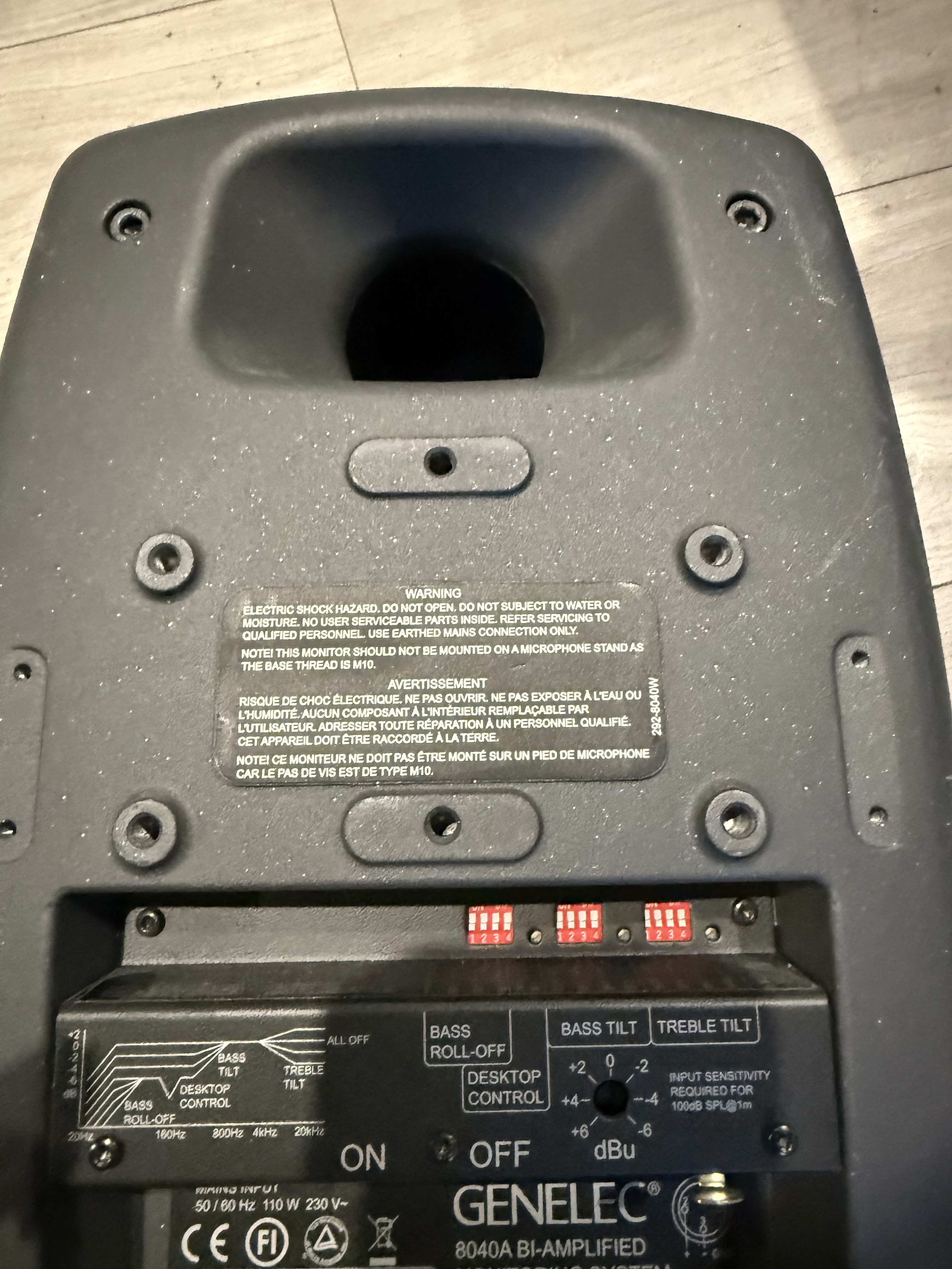 8040A - Genelec 8040A - Audiofanzine 8040A - Genelec 8040A - Audiofanzine