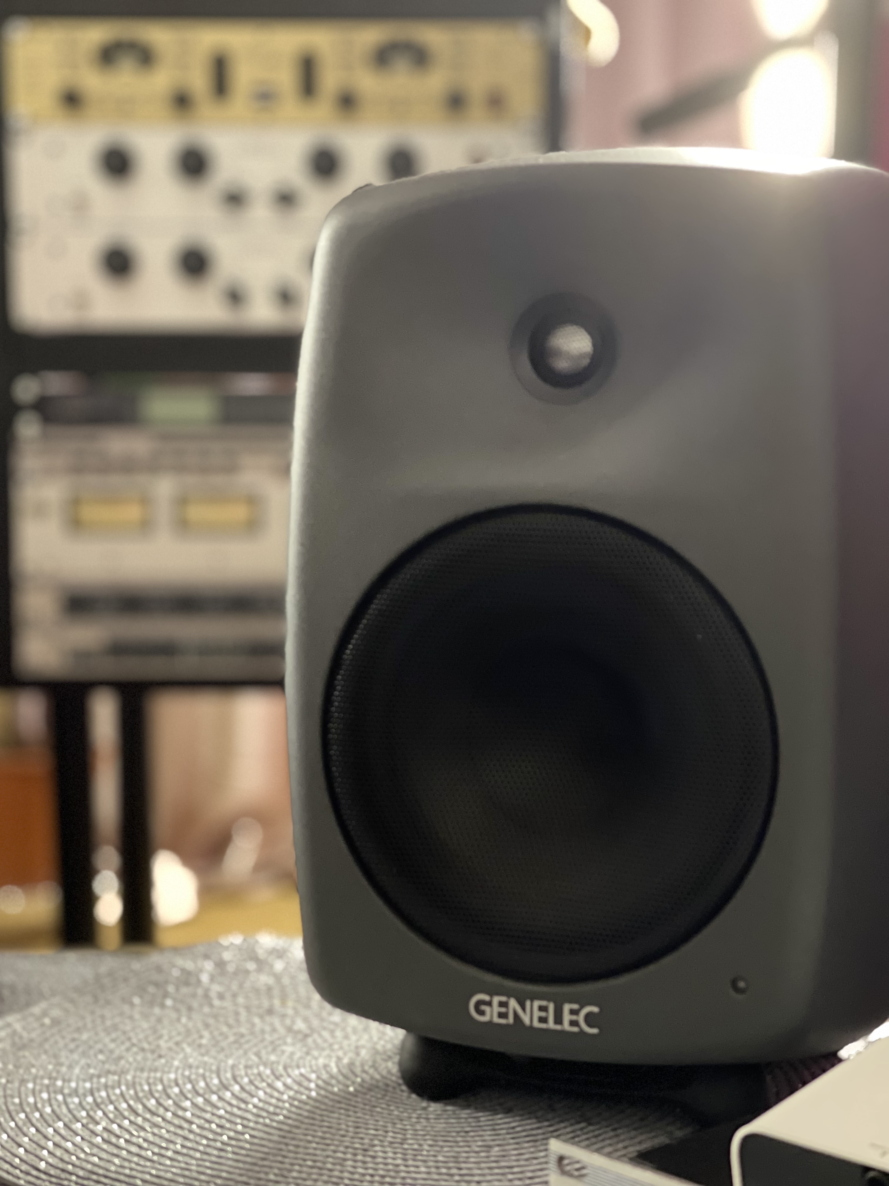 genelec 8240a