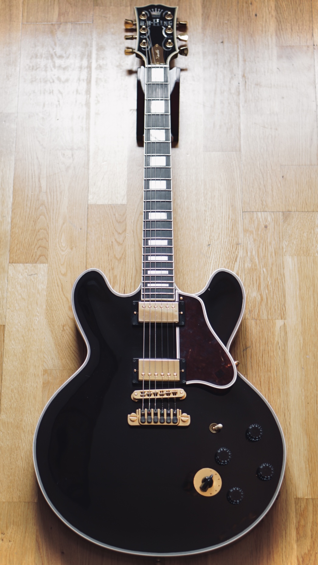 Gibson BB King Lucille - King & Crown Headstock - Excellent état - 2011 ...