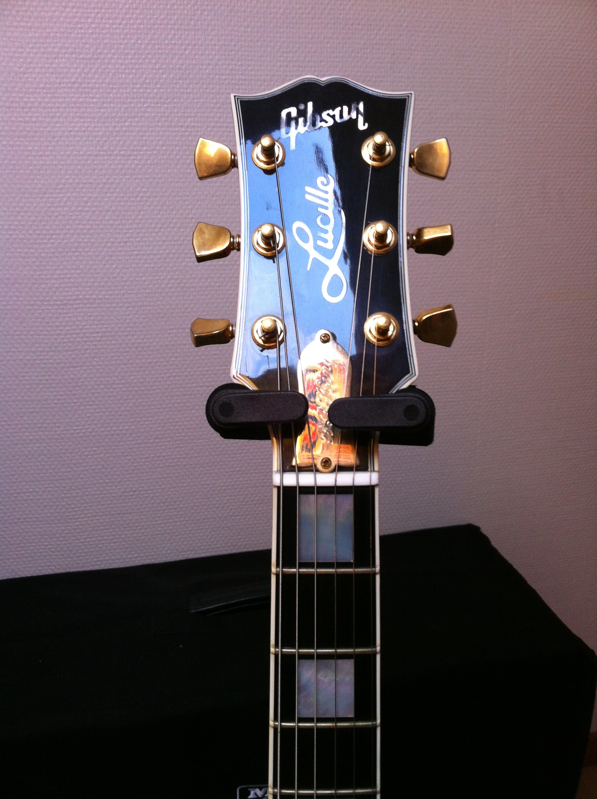 Photo Gibson B.B. King Lucille - Ebony : Gibson B.B. King Lucille ...