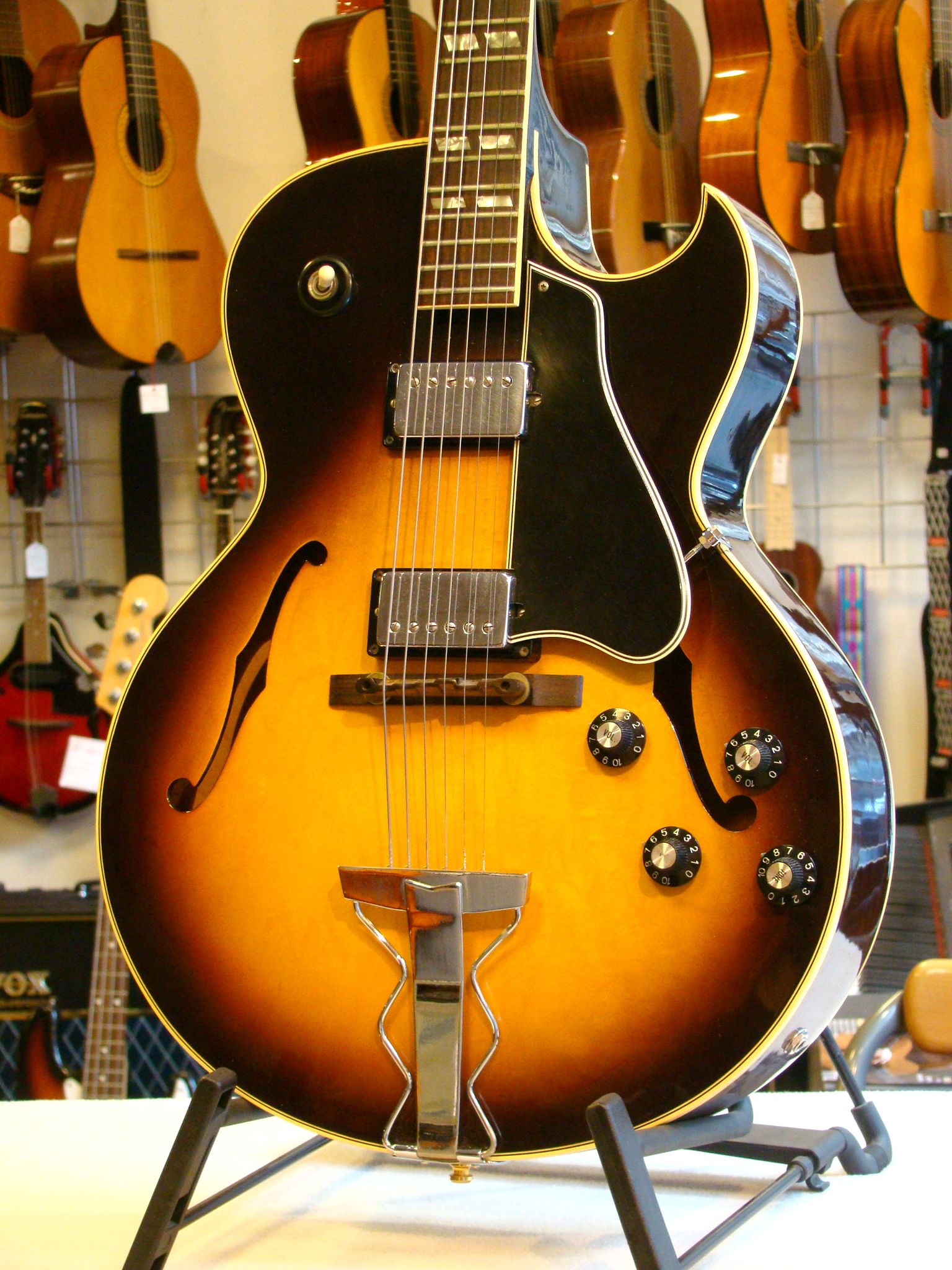 Photo Gibson ES175 D (1967) DSC08328.JPG (2023292) Audiofanzine