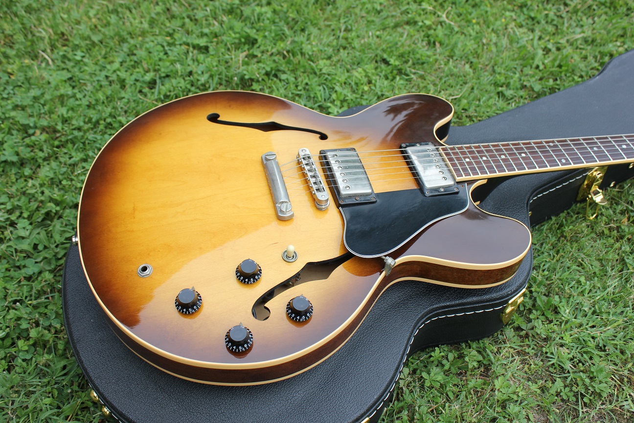 Photo Gibson ES335 Dot (1995) Gibson ES 335 DOT Reissue (663623) Audiofanzine