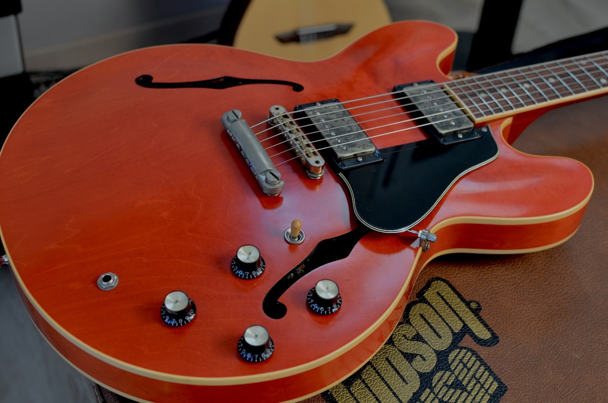 Photo Gibson ES-335 satin finish : Gibson ES-335 satin finish (67768