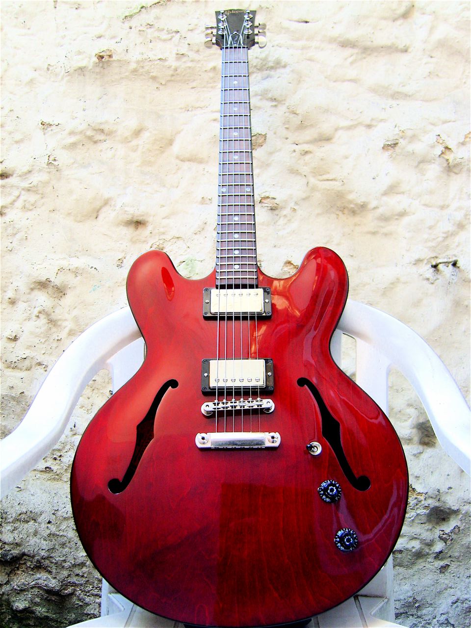 ES-335 STUDIO - Gibson ES-335 Studio - Audiofanzine