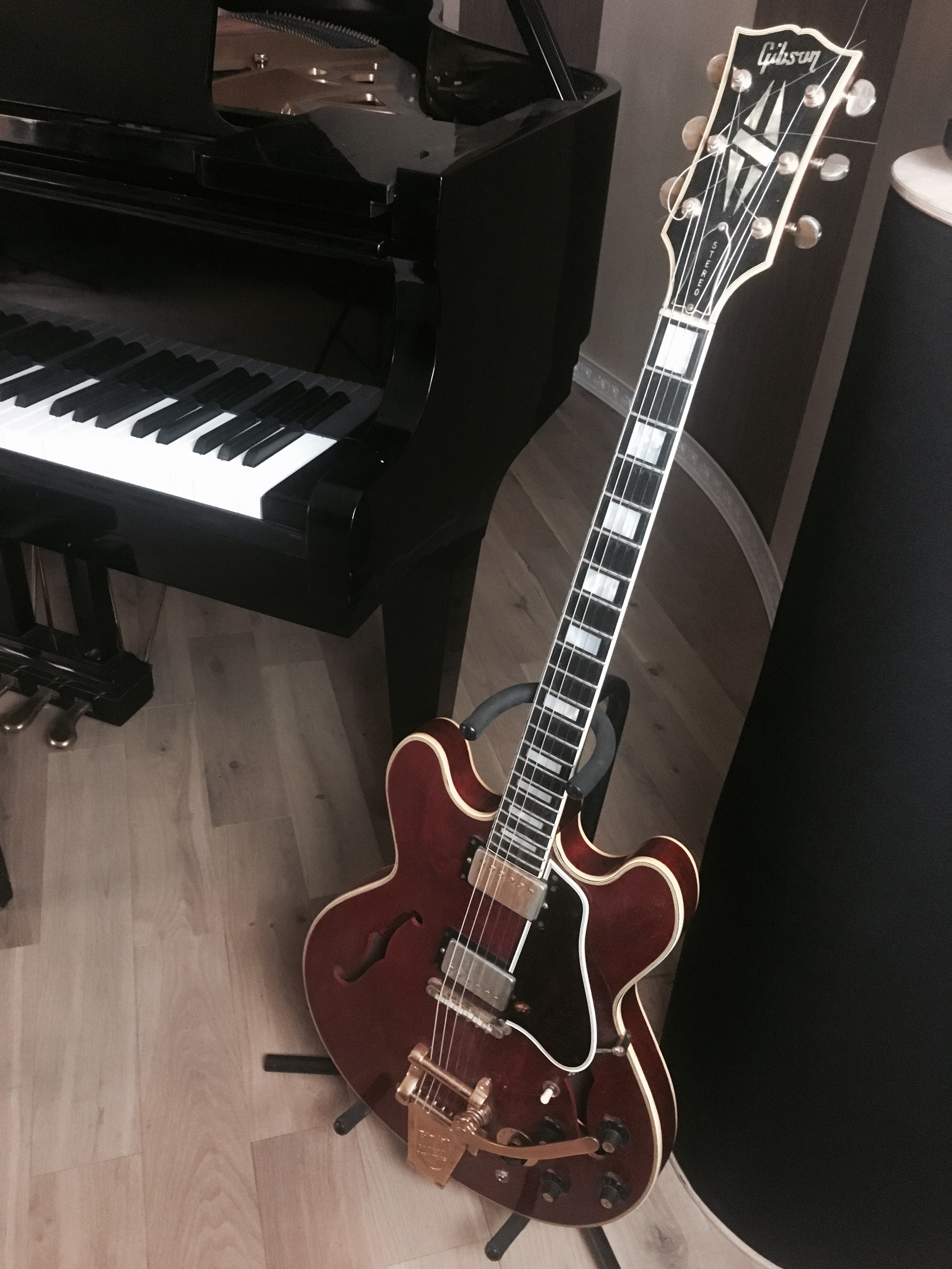 ES-355 TD SV - Gibson ES-355 TD SV - Audiofanzine