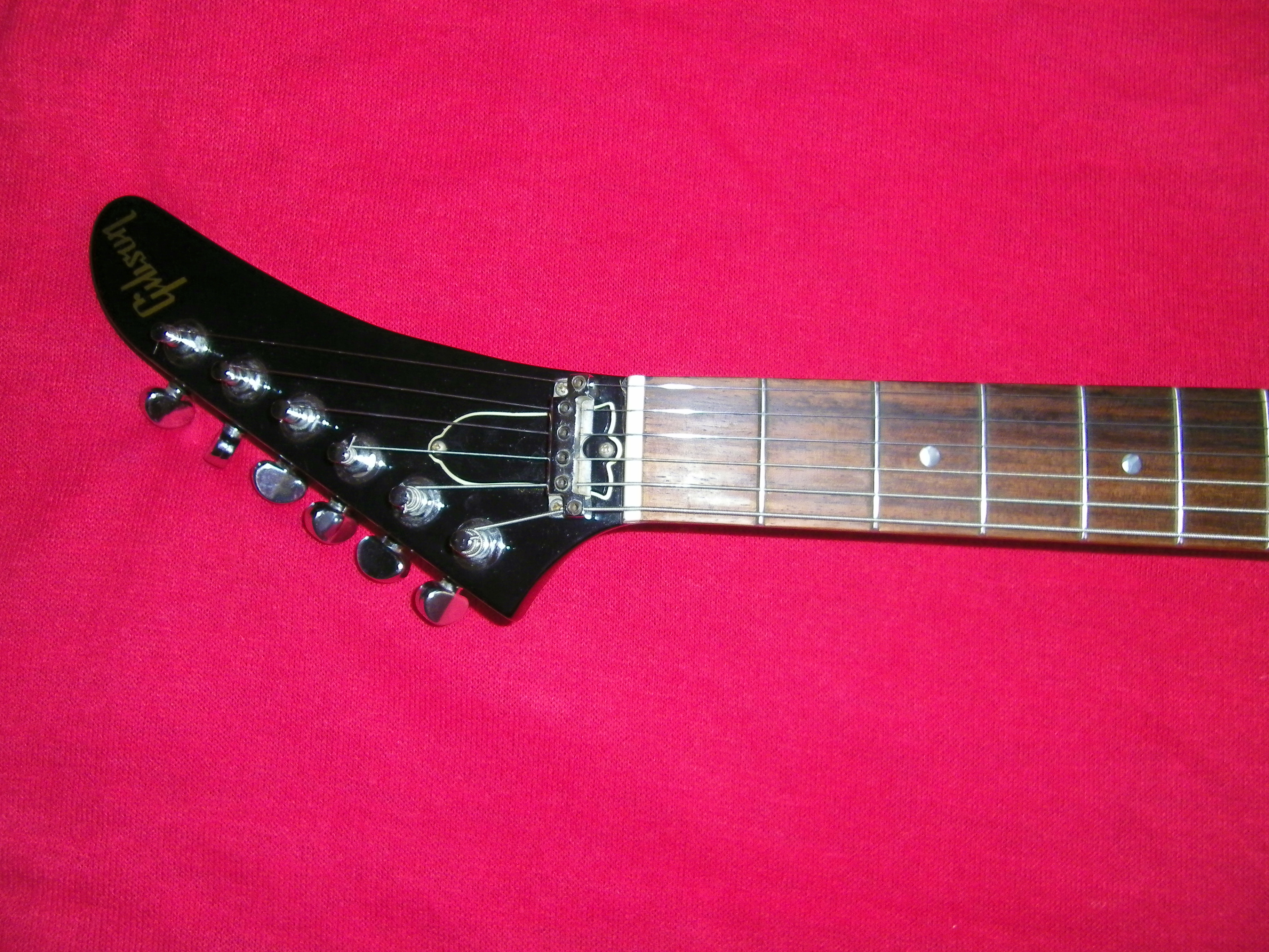 Gibson Flying V (1984) image (926740) Audiofanzine