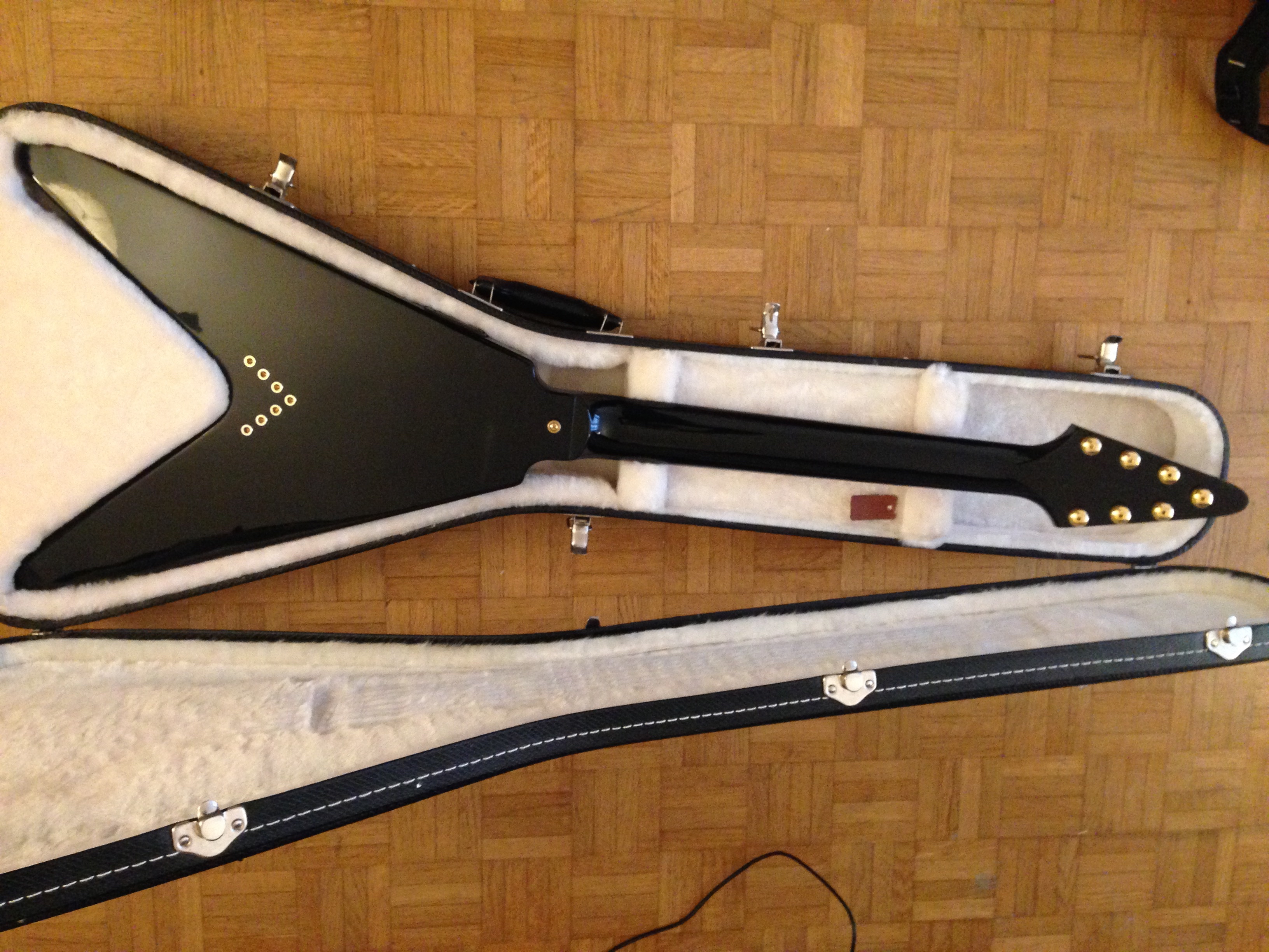 Flying V 7 String Ebony Gibson Flying V 7 String Ebony Audiofanzine 1815