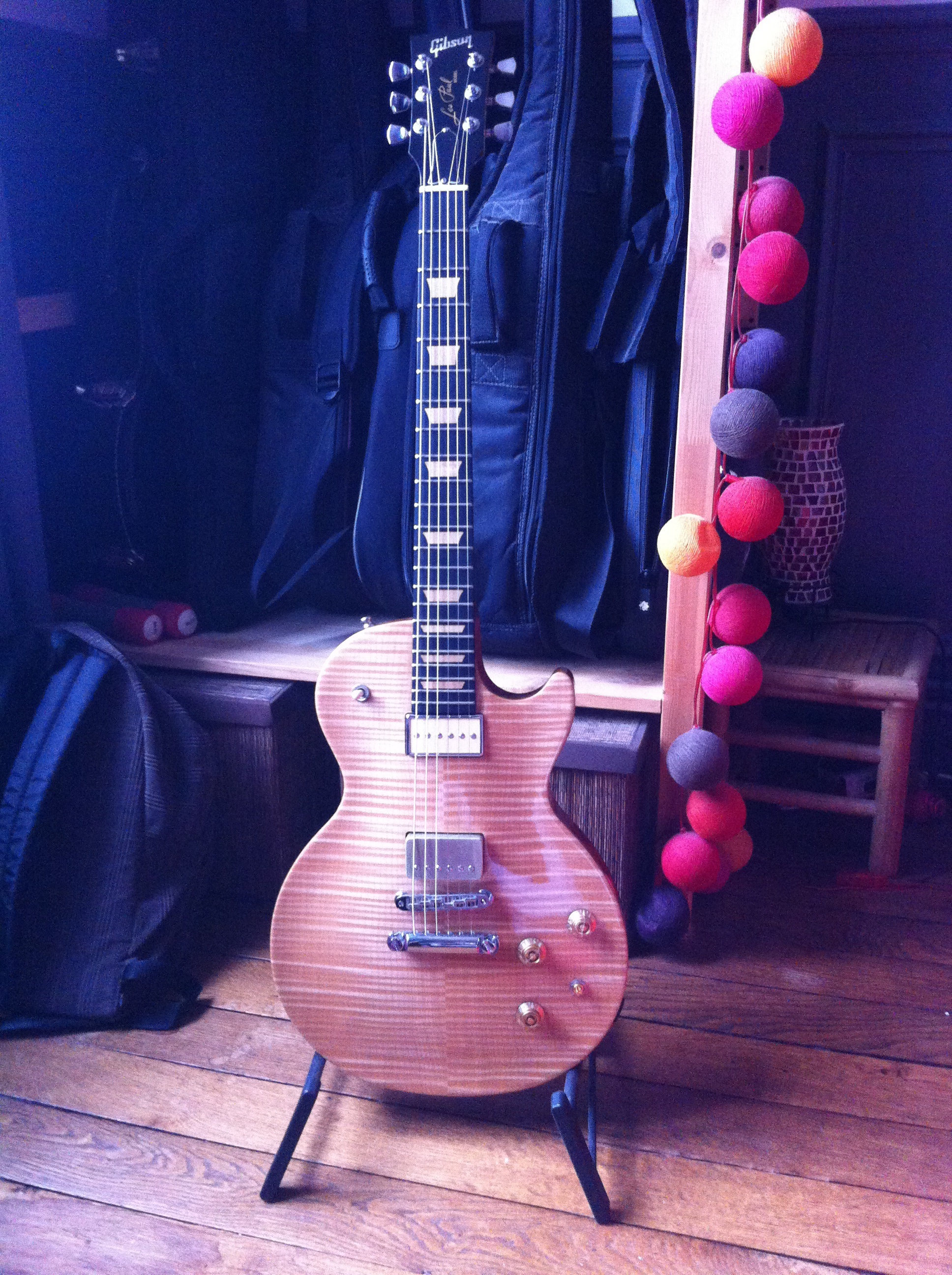 [GUITAR OF THE MONTH MAY 2008] LES PAUL PUSH TONE ANTIQUE NATURAL Audiofanzine