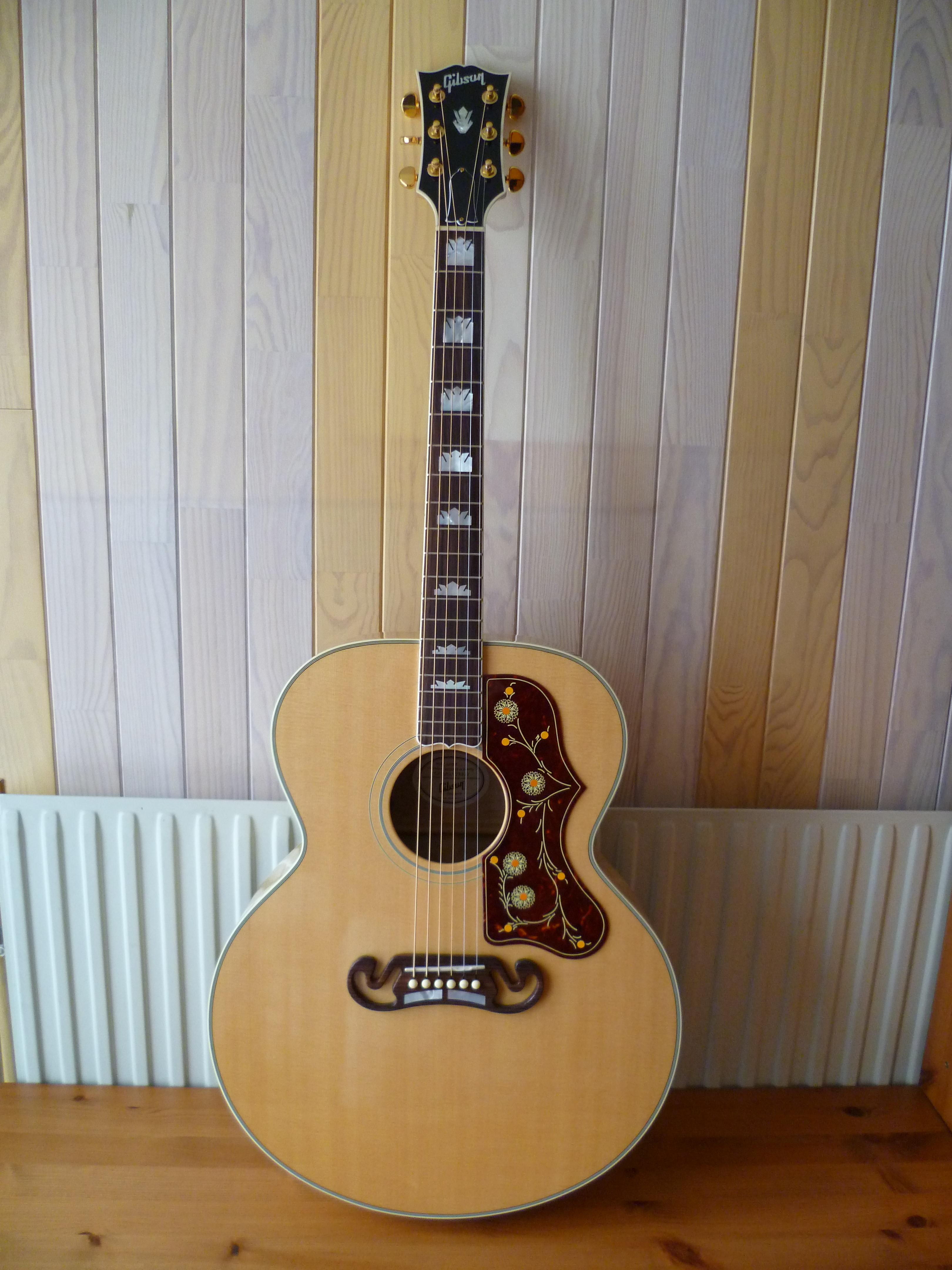 gibson j 200 dimensions
