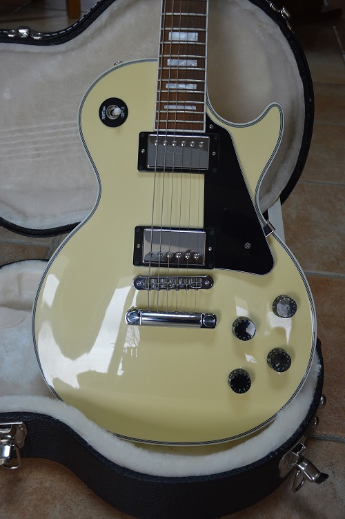 Les Paul Classic Custom 2011 Cream Gibson Audiofanzine
