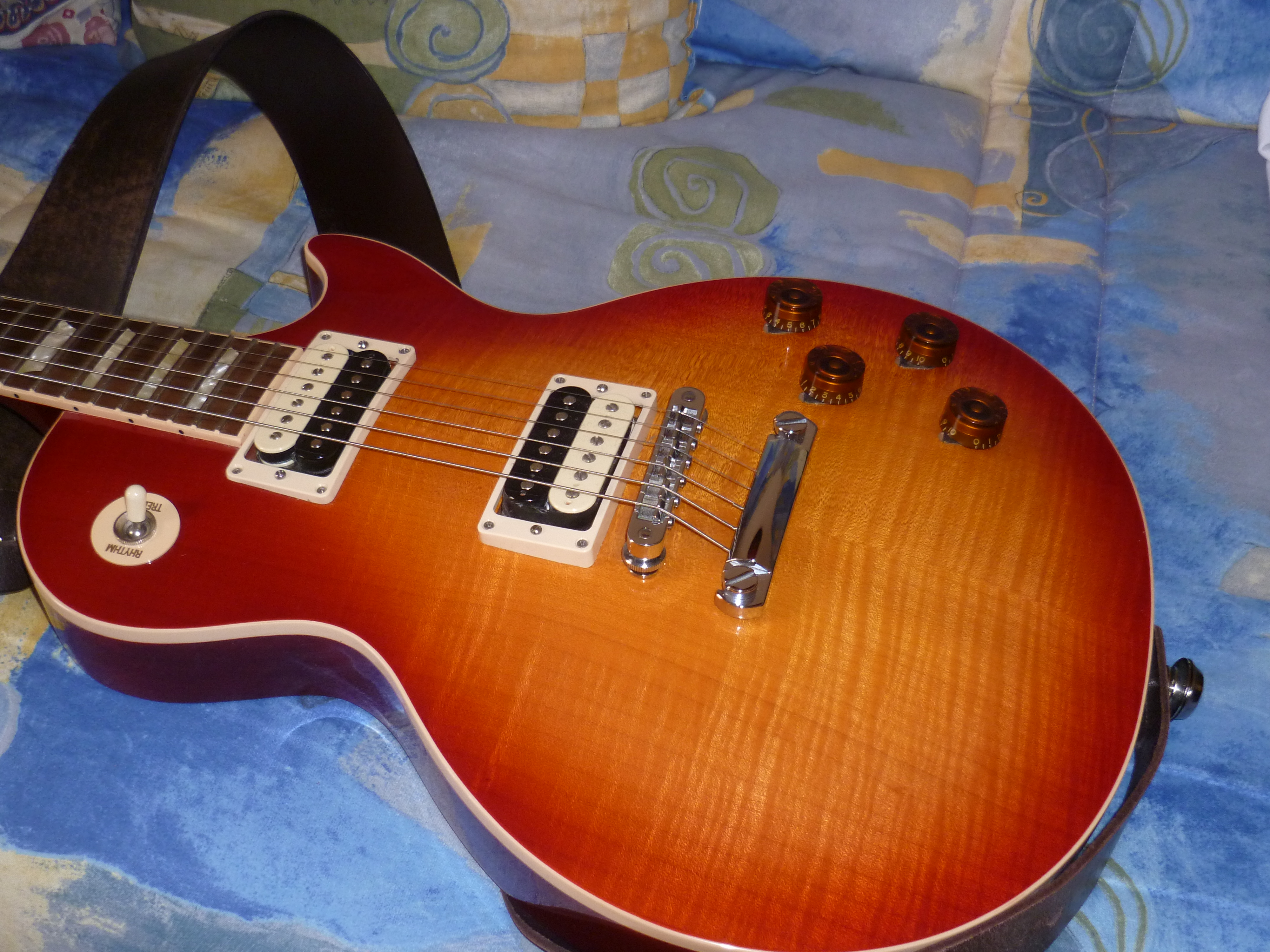 Gibson Les Paul Classic Plus 2011 '60s Slim Taper Neck Heritage