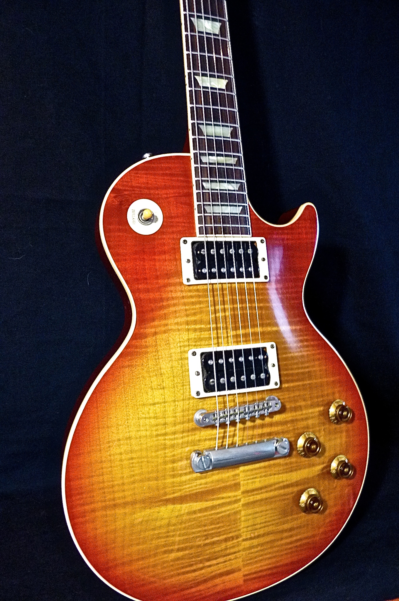 gibson les paul classic flame top