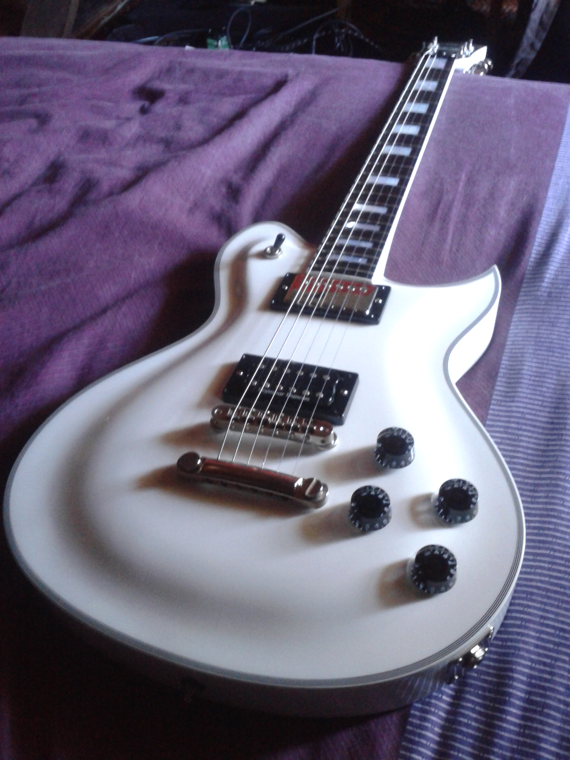 Washburn Custom shop IDOL WI590 image (1750847) Audiofanzine