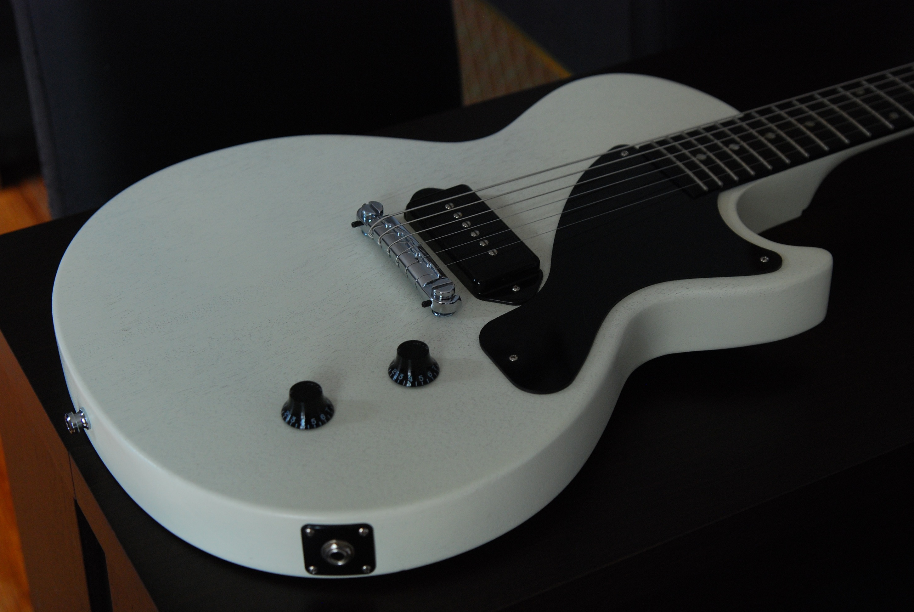 Gibson Les Paul Junior Faded Satin White image (399938) Audiofanzine