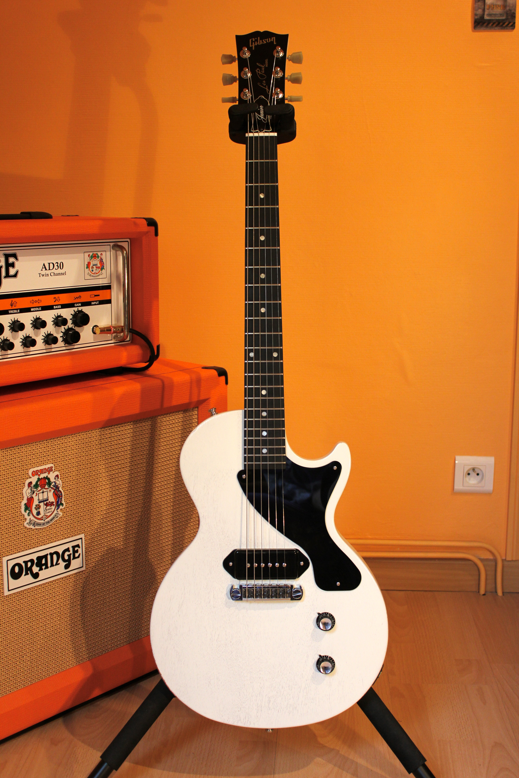 Gibson Les Paul Junior Faded Satin White image (405045) Audiofanzine