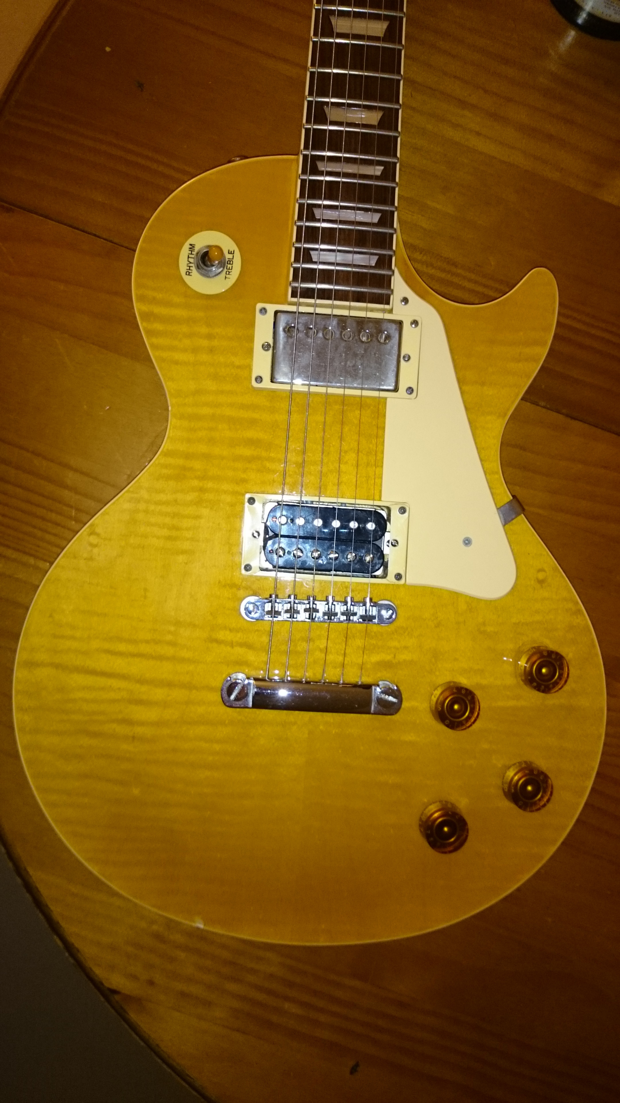 Photo Gibson Les Paul Standard Gibson Les Paul Standard (83994) (1283291) Audiofanzine