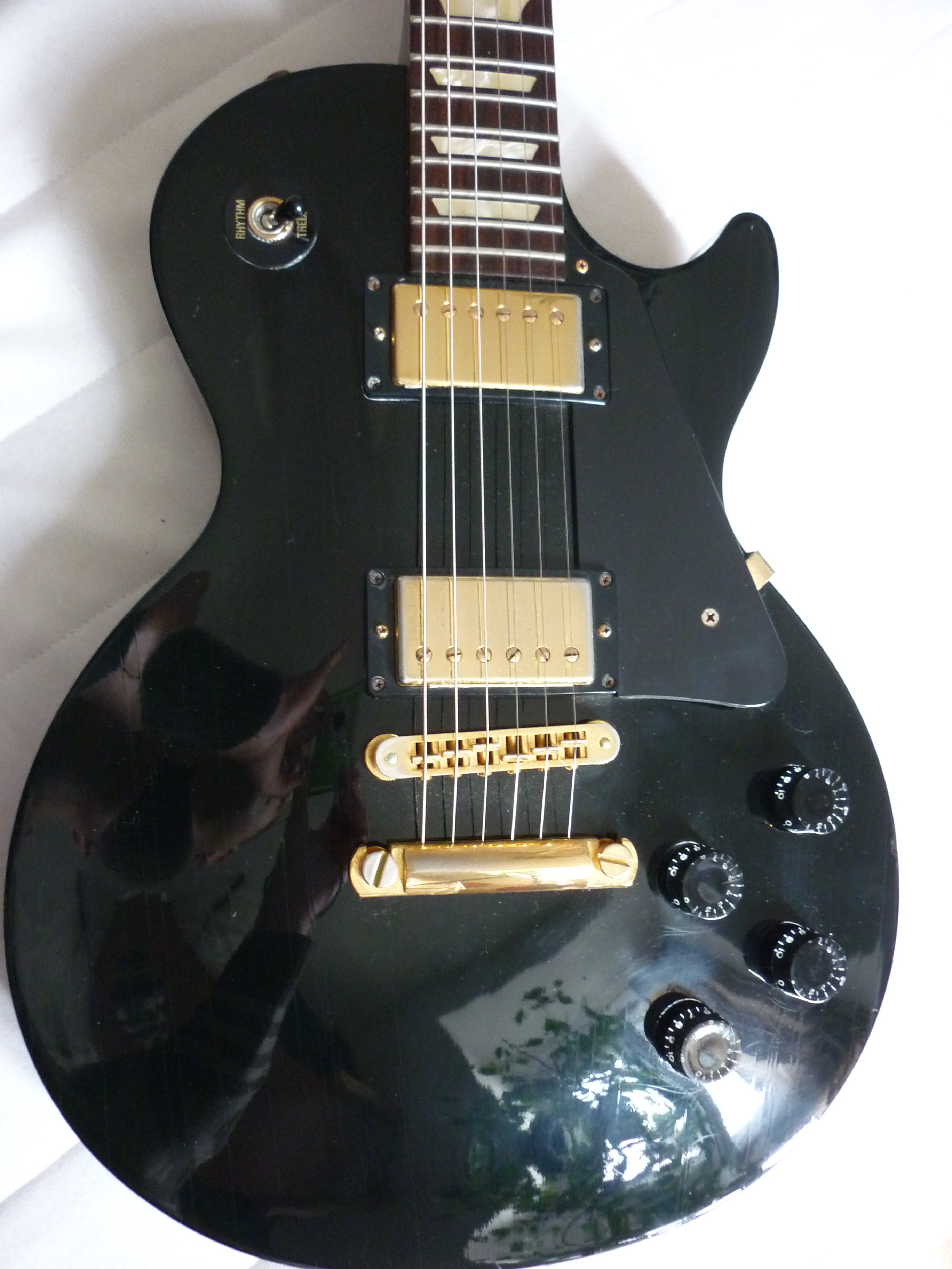 gibson les paul studio