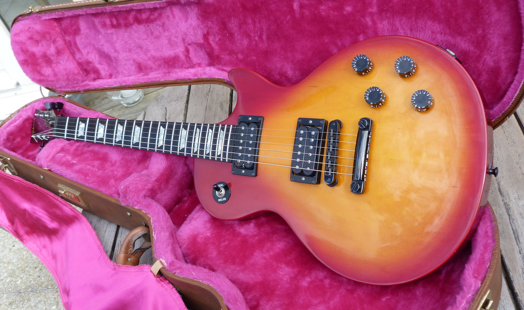 Gibson Les Paul Studio Lite image (594656) Audiofanzine
