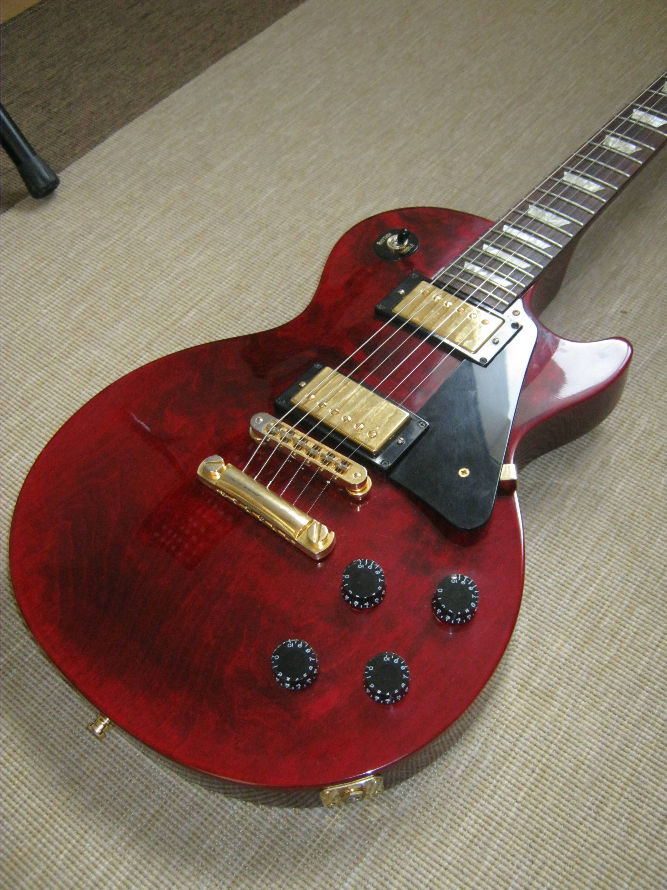 Gibson Les Paul Studio - Wine Red w/ Gold Hardware image (#295450