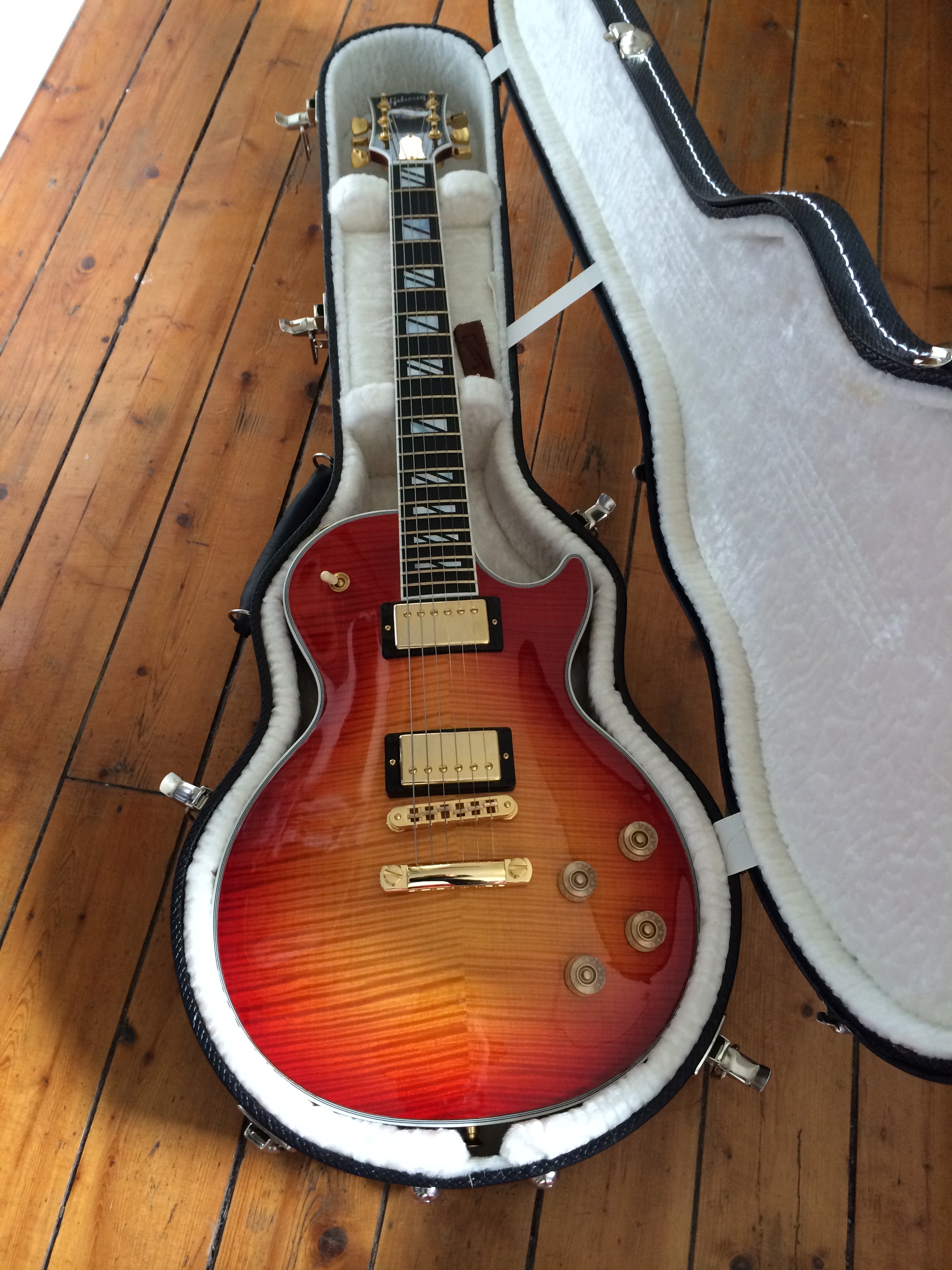 Photo Gibson Les Paul Supreme Heritage Cherry Sunburst Gibson Les