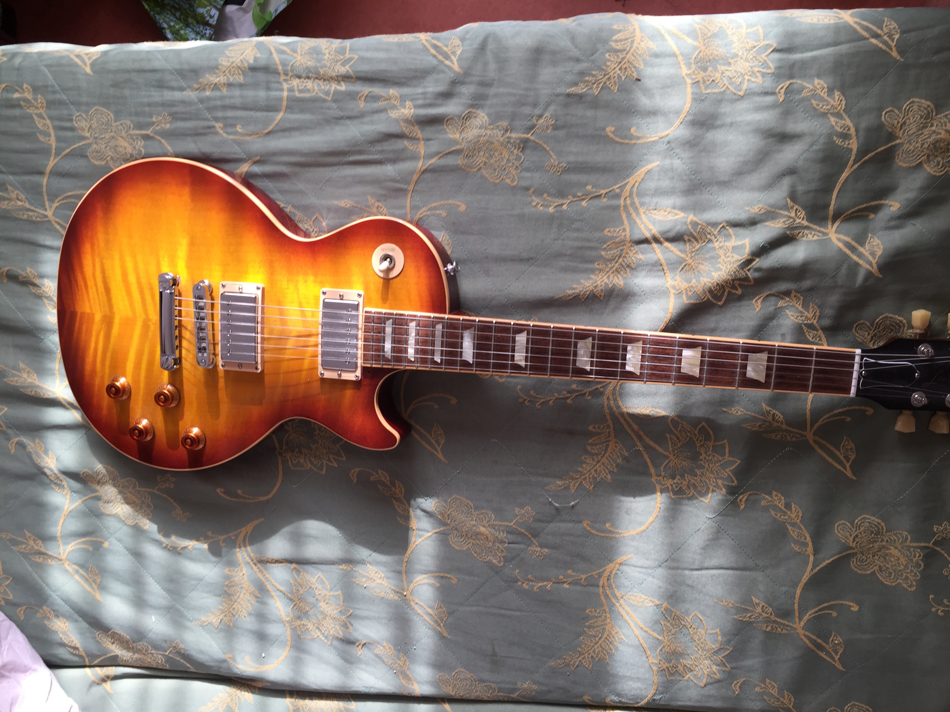 Photo Gibson Les Paul Traditional Gibson Les Paul Traditional Iced Tea (1123560) Audiofanzine