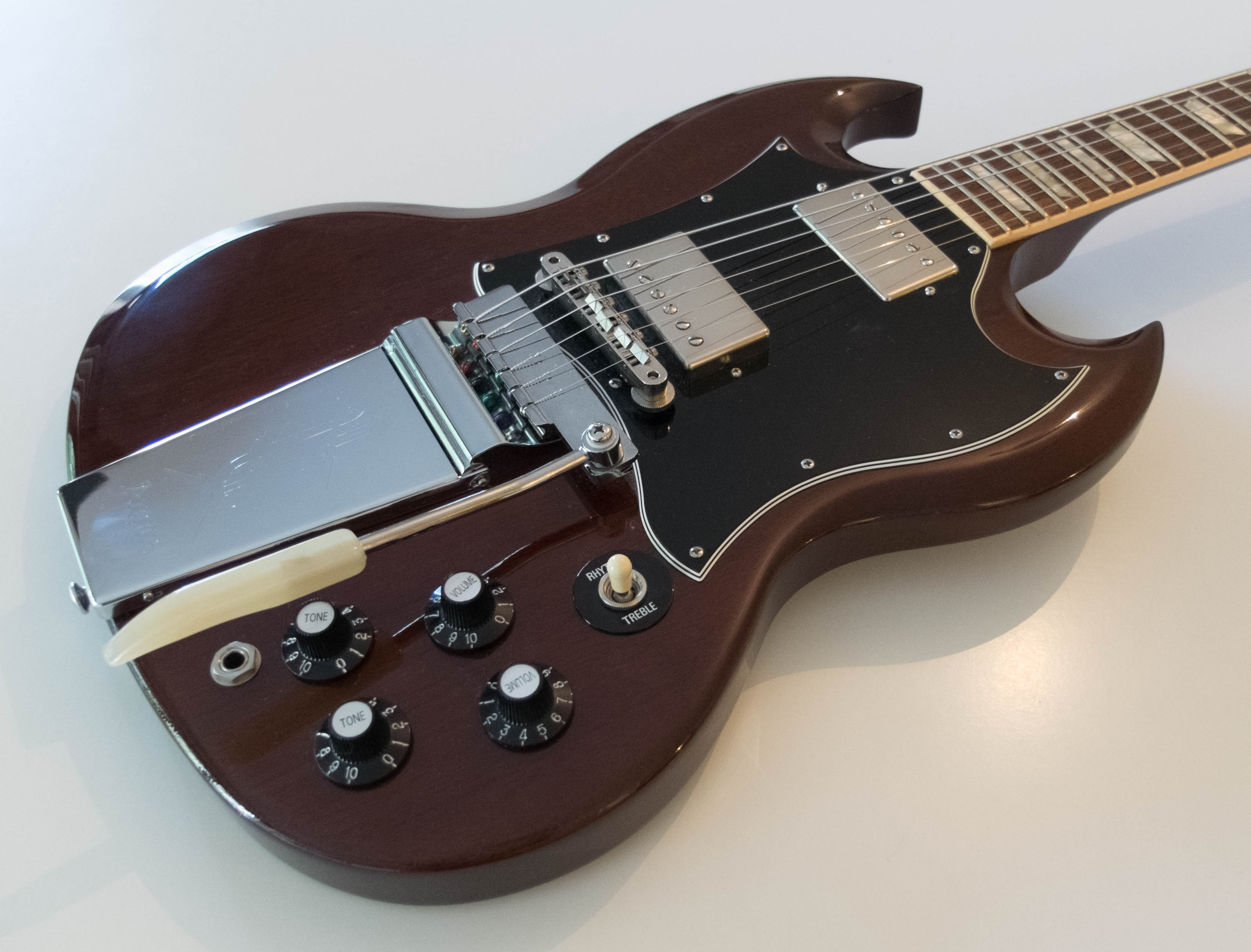 Photo Gibson SG Signature Angus Young Gibson SG Signature Angus Young (56830) (1162540