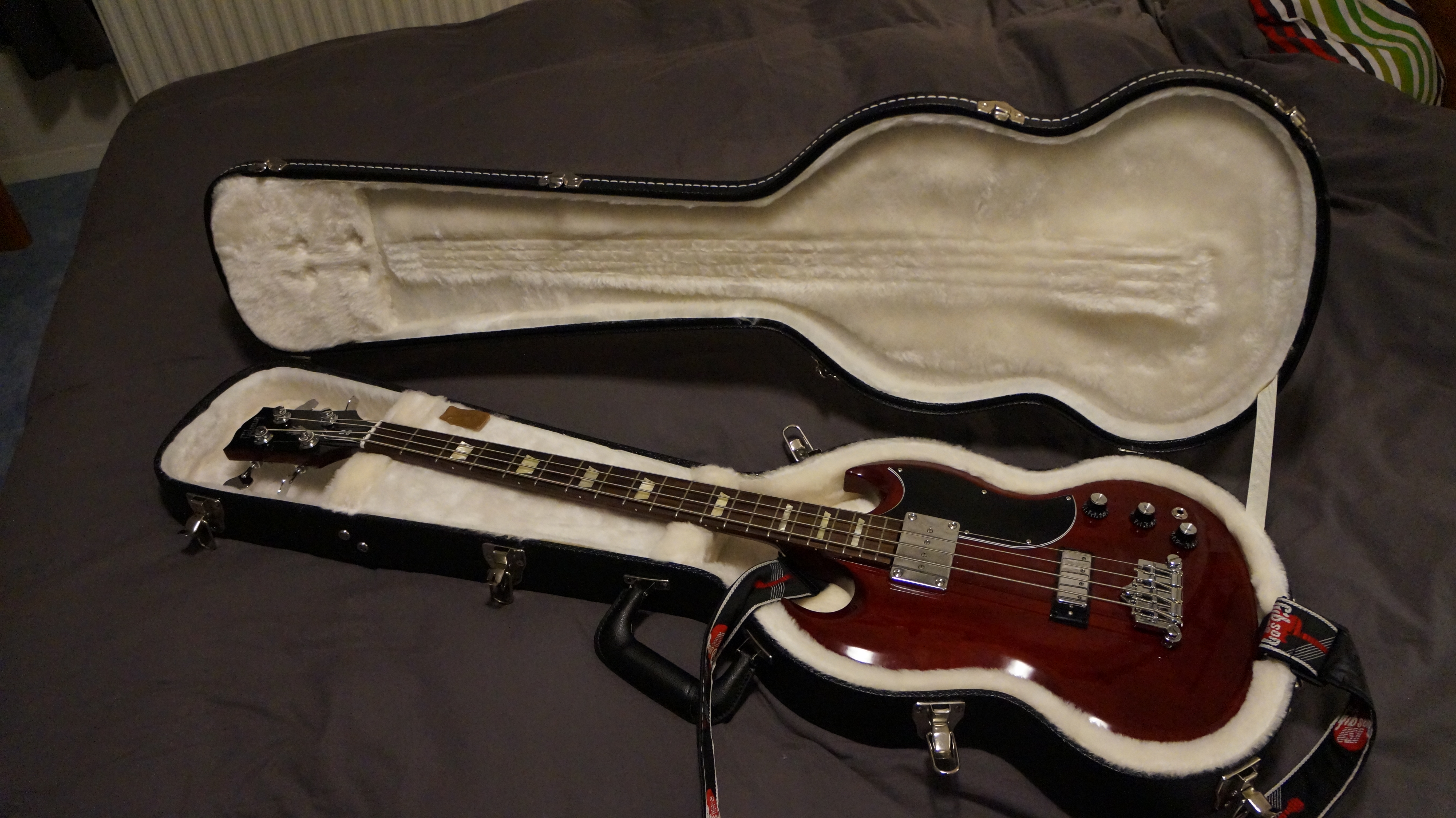 SG STANDARD BASS Gibson SG Standard Bass Audiofanzine