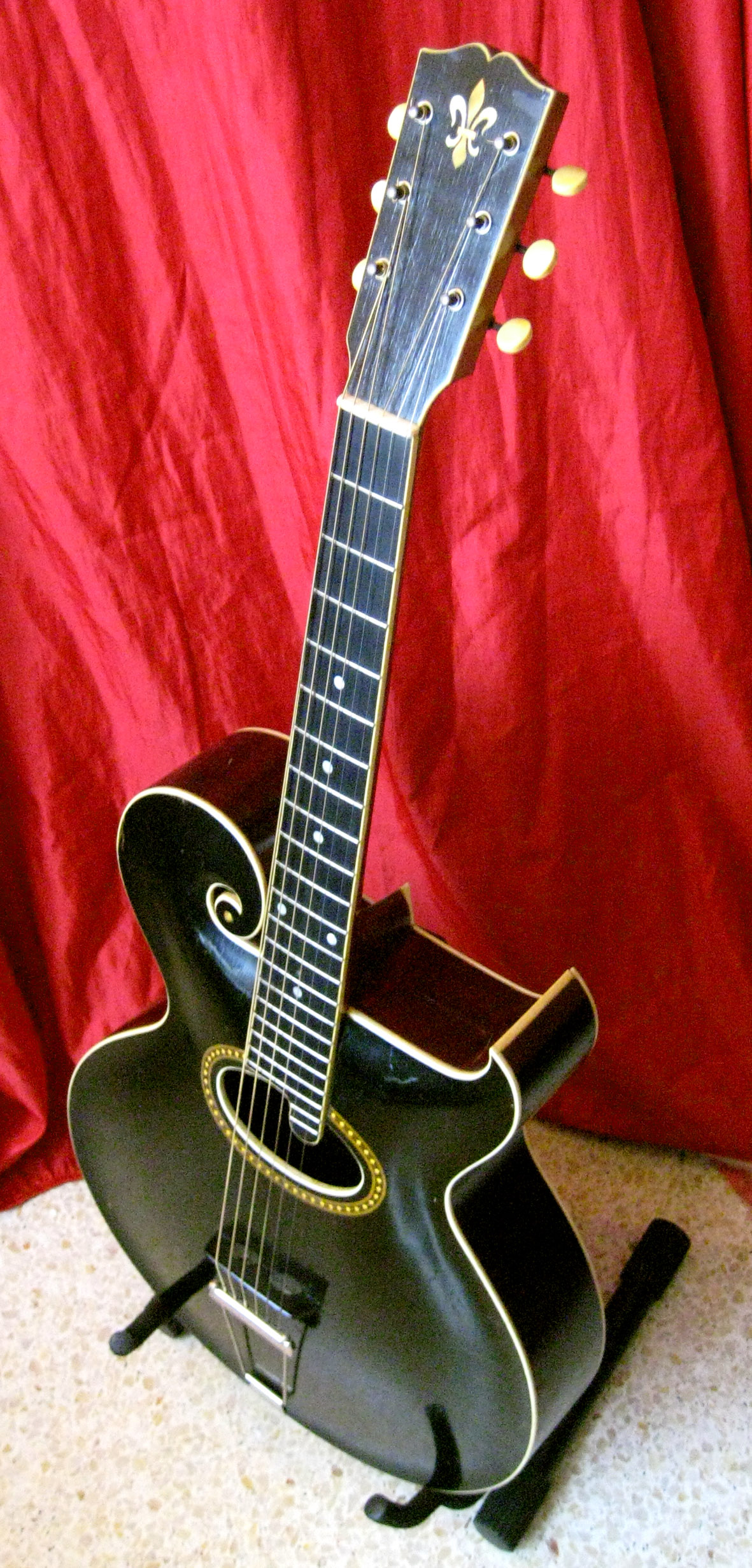 gibson-style-0-1916-277416.jpg