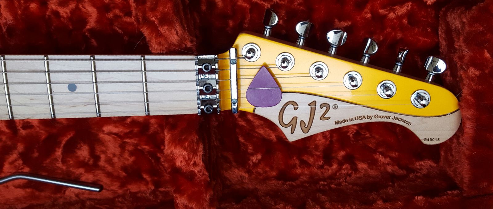 Limited Run Glendora "Green Meanie" GJ2 Guitars Audiofanzine