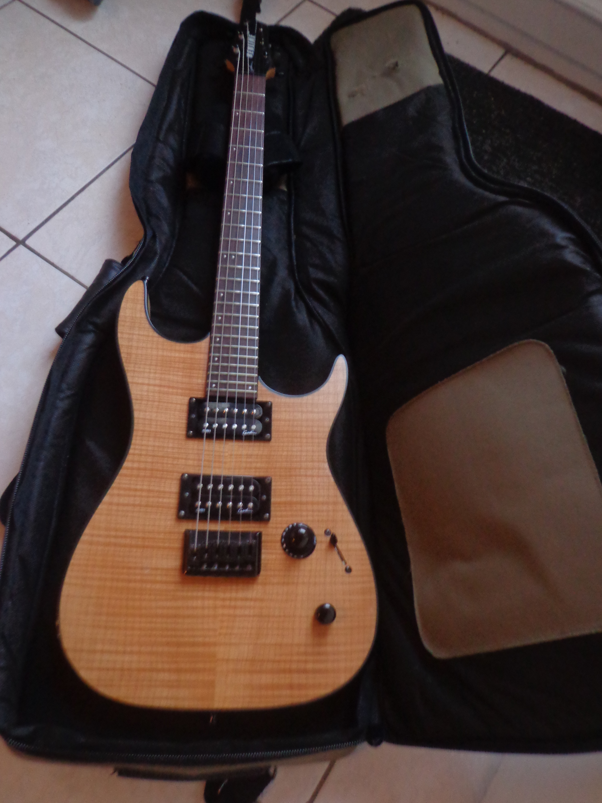 Photo Godin Redline HB Godin Redline HB Natural Flame 948704 