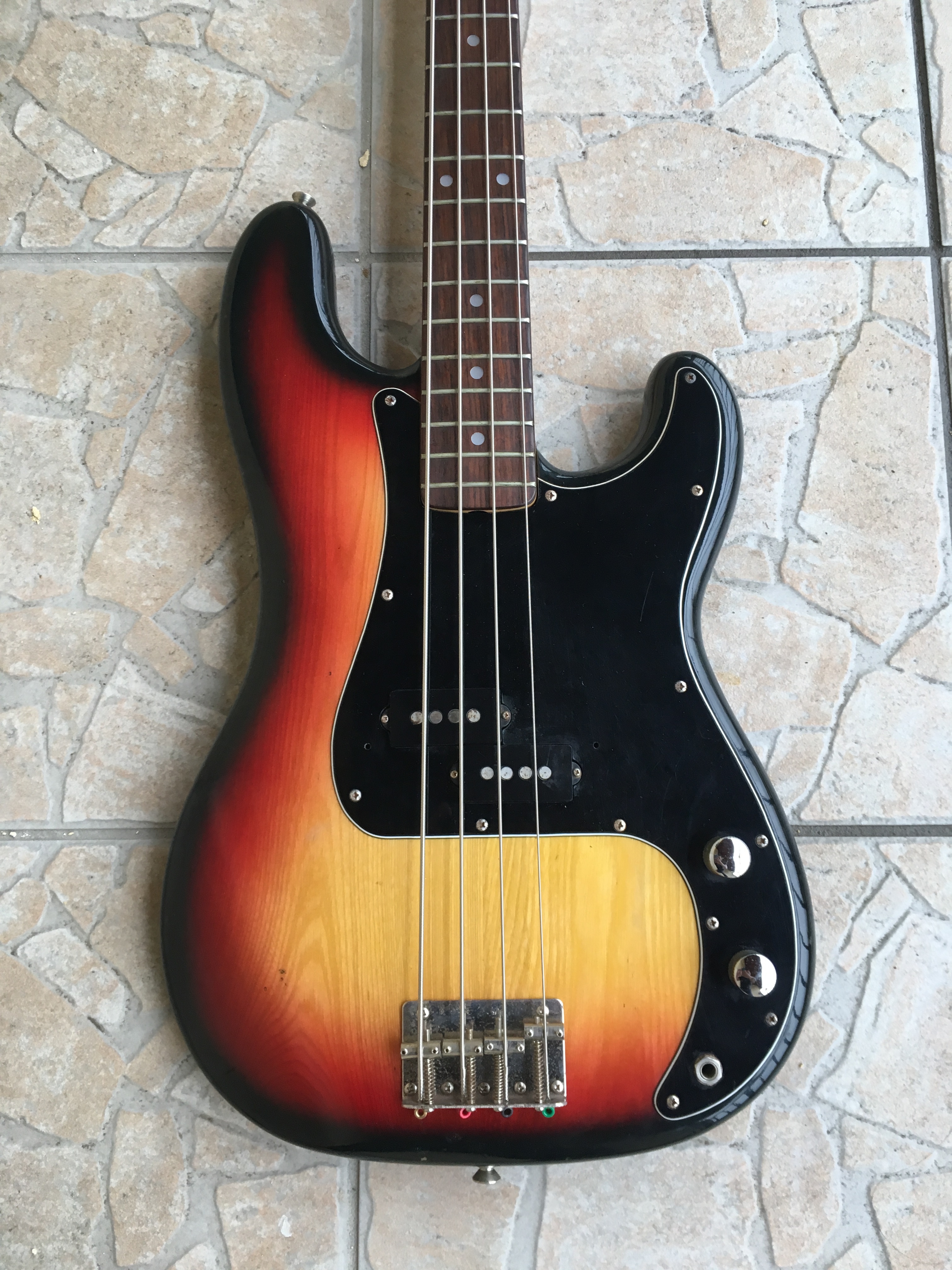 PB450 MERCURY BASS Greco PB450 Mercury Bass Audiofanzine