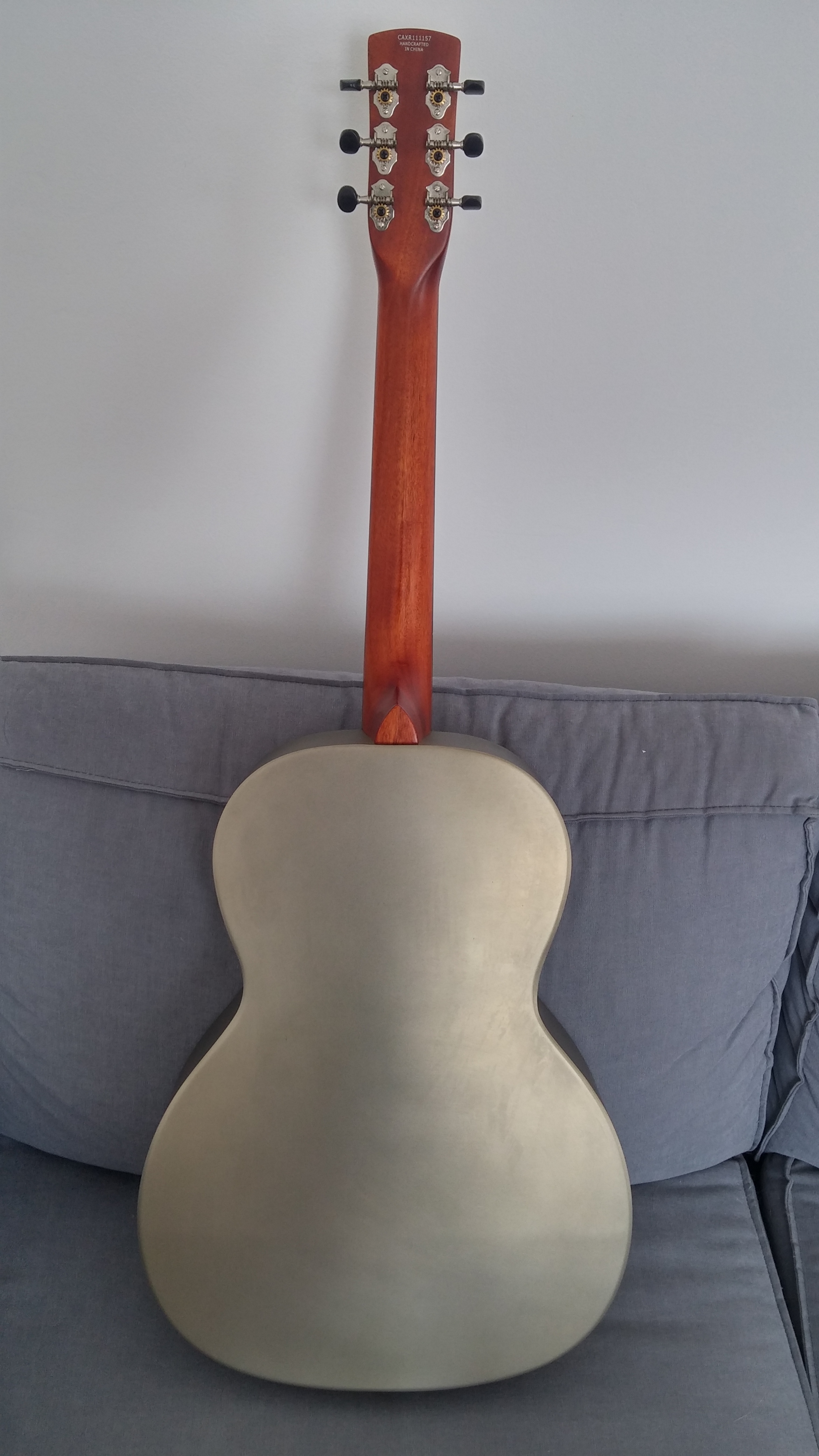 G9201 "Honey Dipper" Metal Resonator Guitar Gretsch Audiofanzine