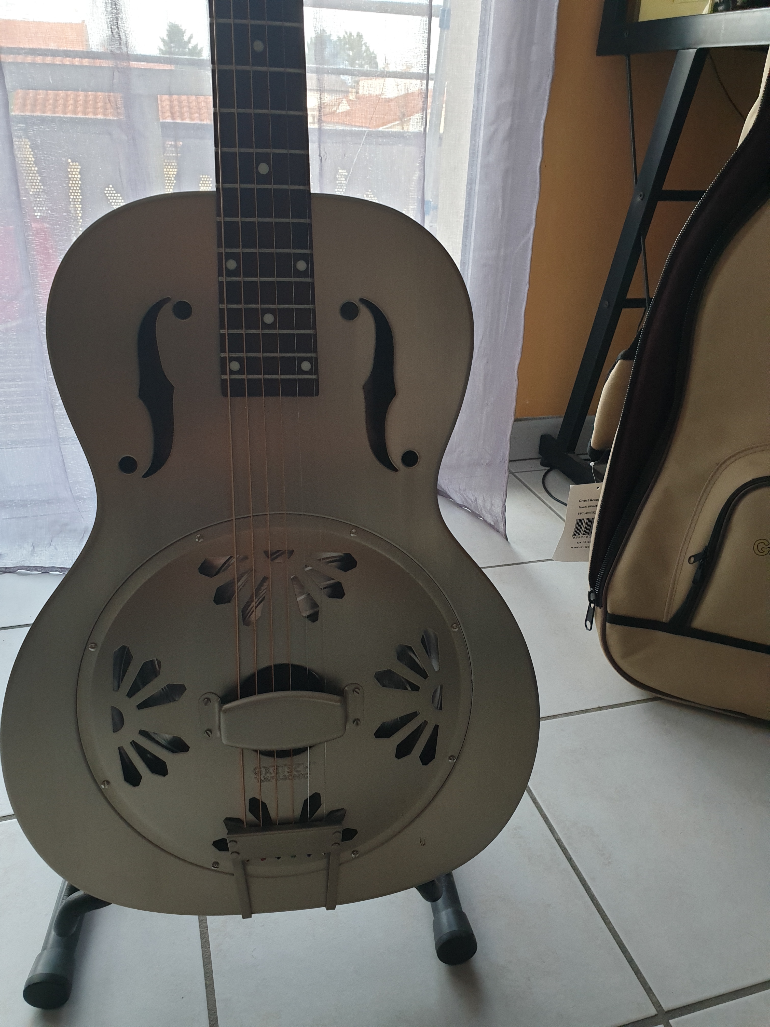 G9201 "Honey Dipper" Metal Resonator Guitar Gretsch Audiofanzine