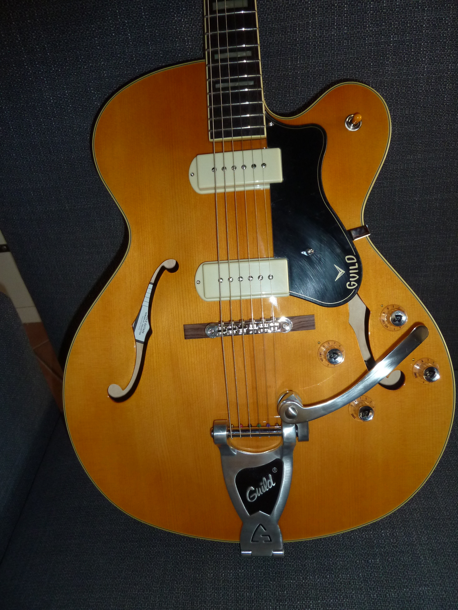 X-175B Manhattan W/ Bigsby - Guild X-175B Manhattan W/ Bigsby ...