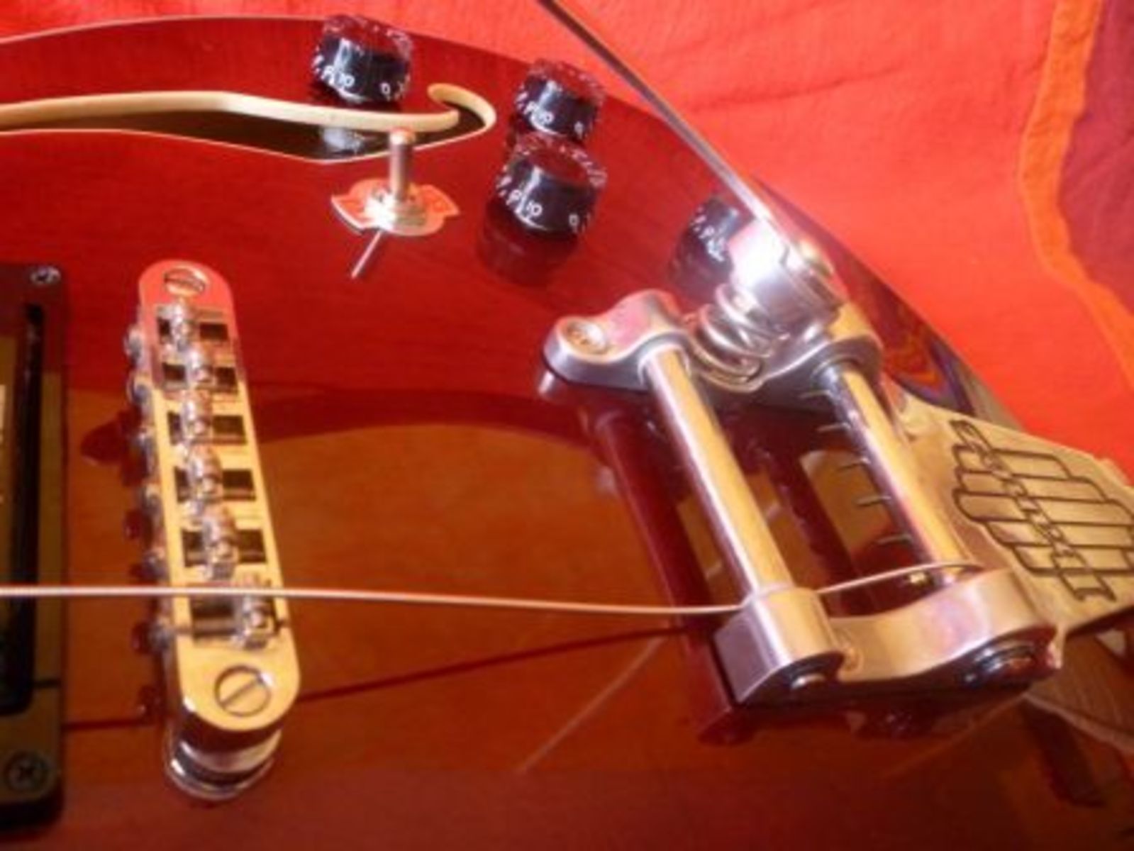 Accessoire de Guitare Professionnel en Acier à Travers Le Corps 6 pièces pour Guitare électrique 01 Férule de Montage de Corde 