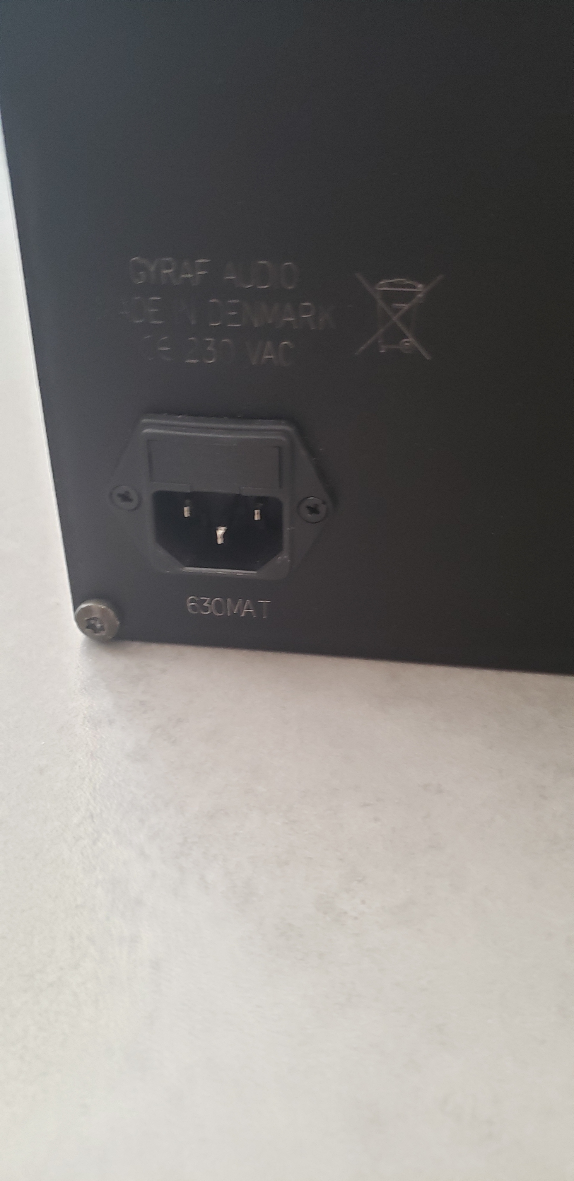 Gyratec XIV - Parallel-Passive Stereo Tube Equalizer - Audiofanzine