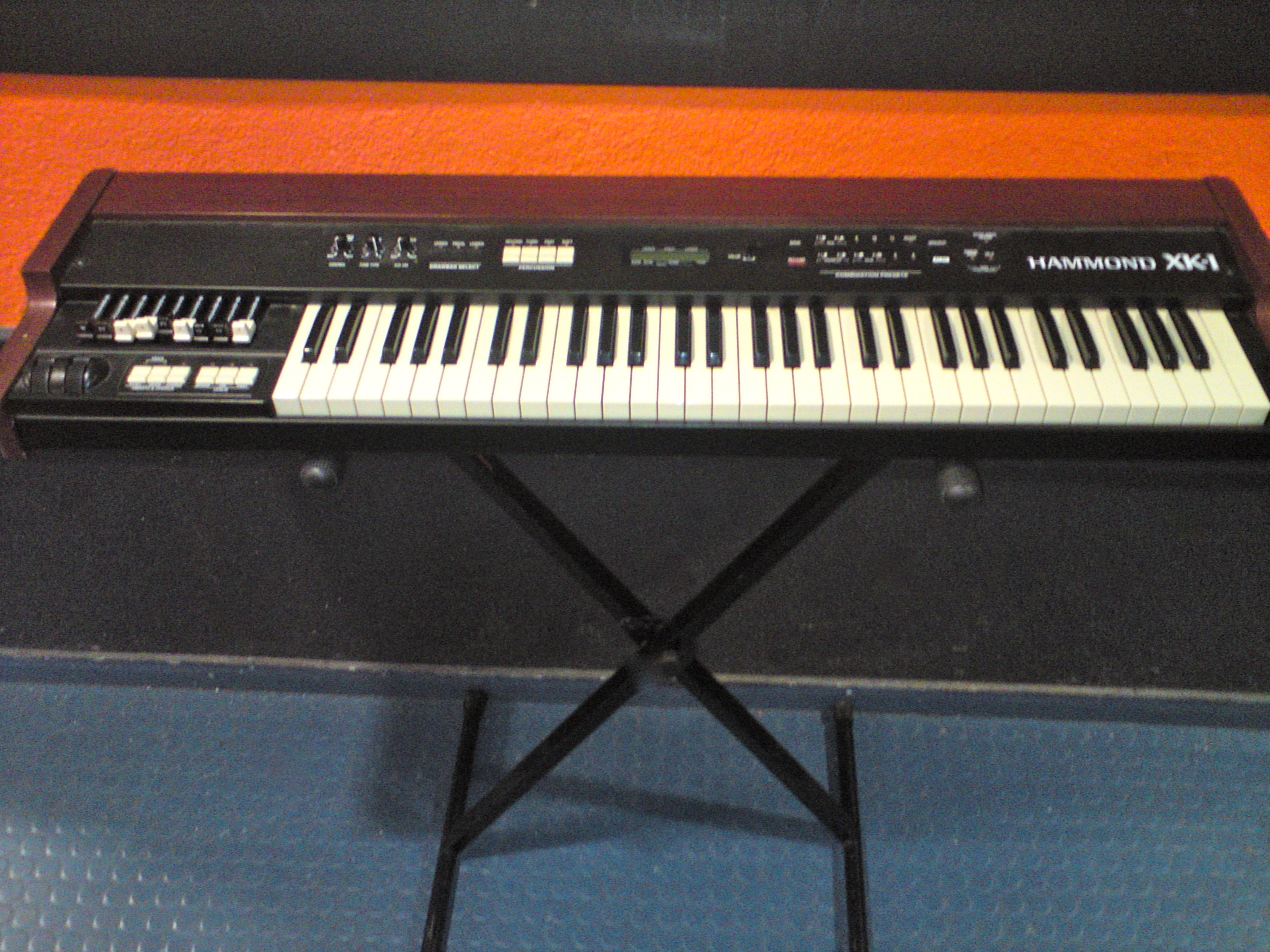 Photo Hammond XK1 Hammond XK1 (26257) (224330) Audiofanzine