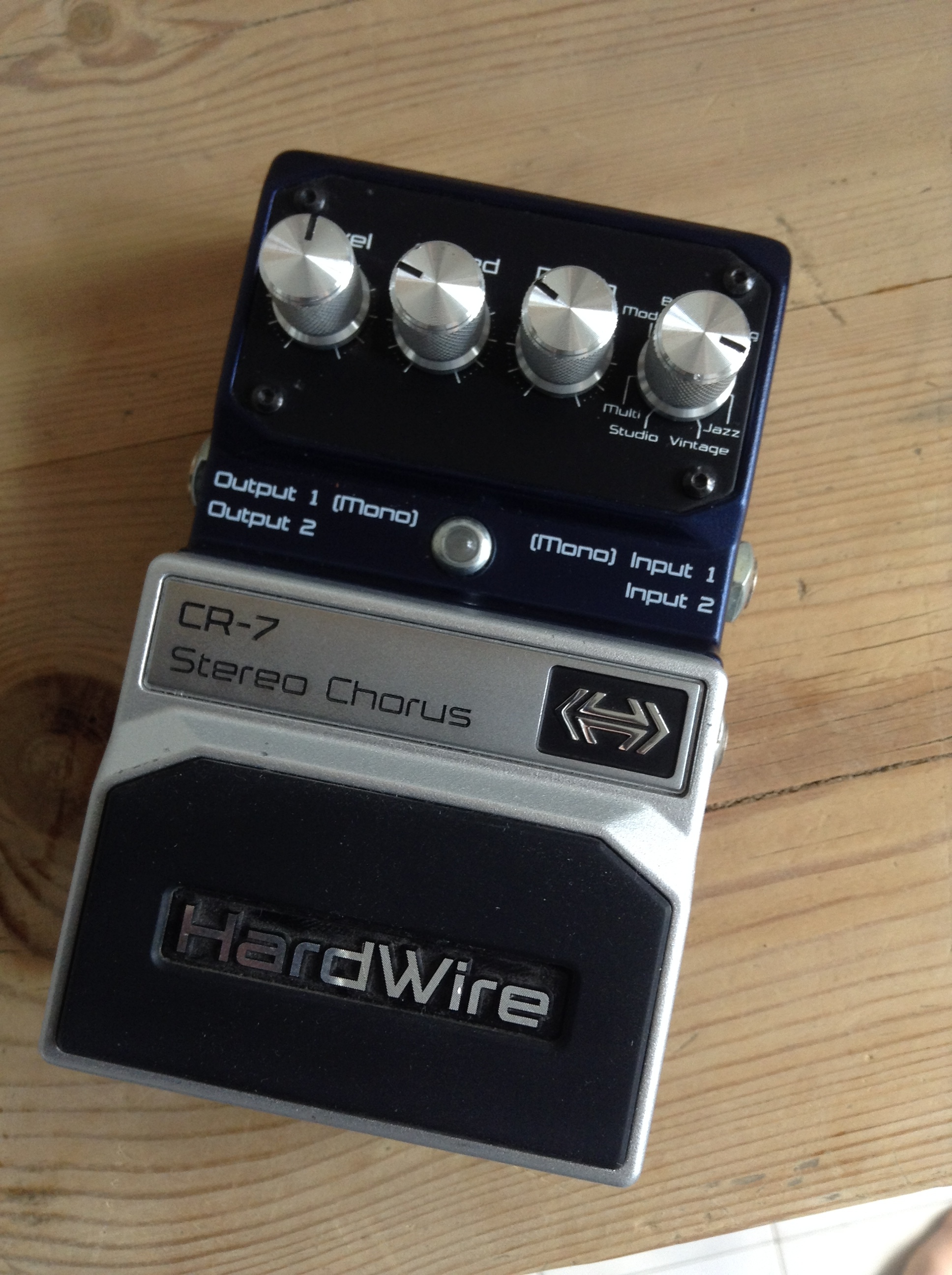 HardWire Pedals CR7 Stereo Chorus image (1770291) Audiofanzine