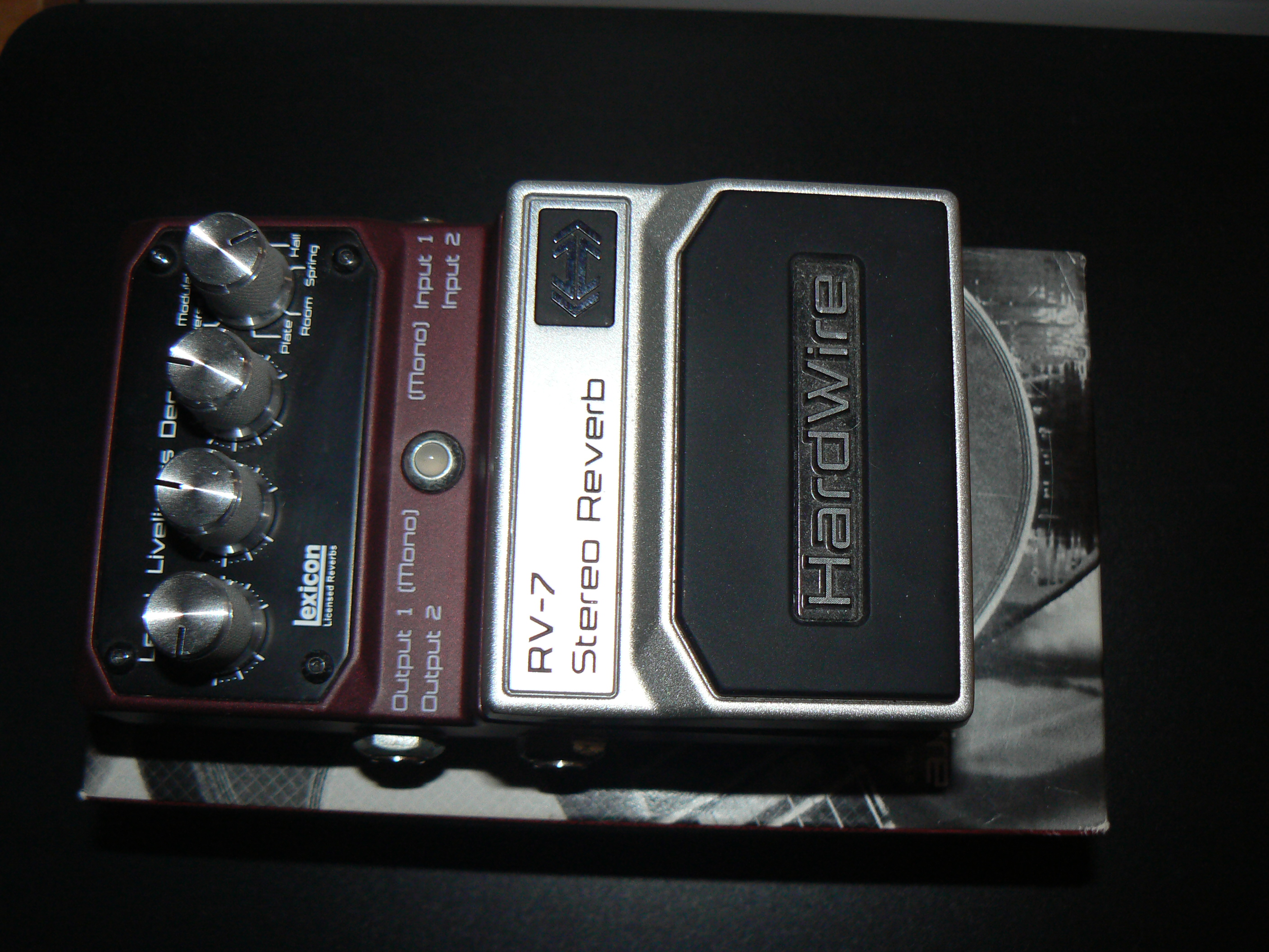 Photo HardWire Pedals RV7 Stereo Reverb HardWire Pedals RV7 Stereo