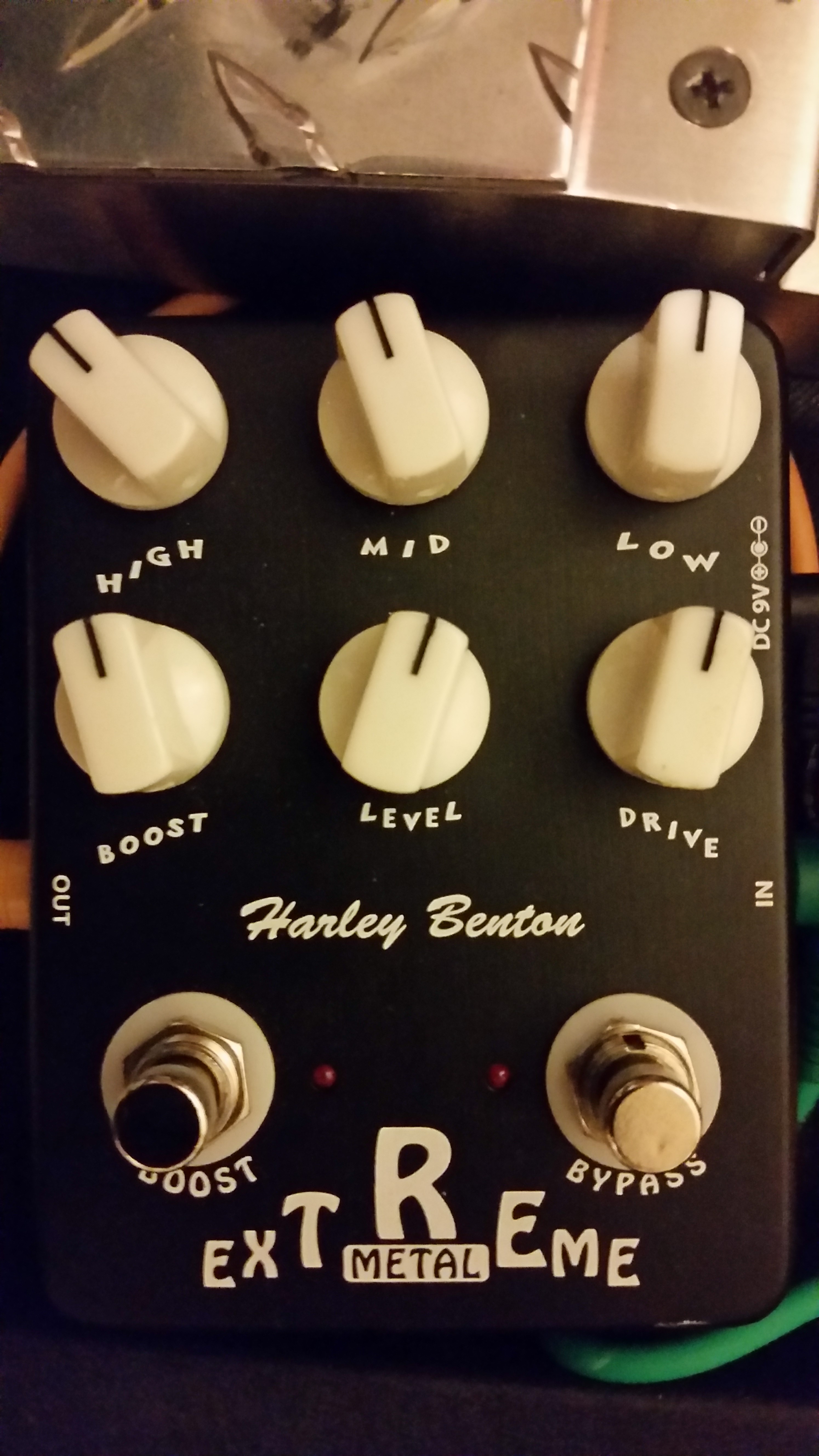 La Pédale d'effet Harley Benton Extreme Metal Photos, Tests & Avis